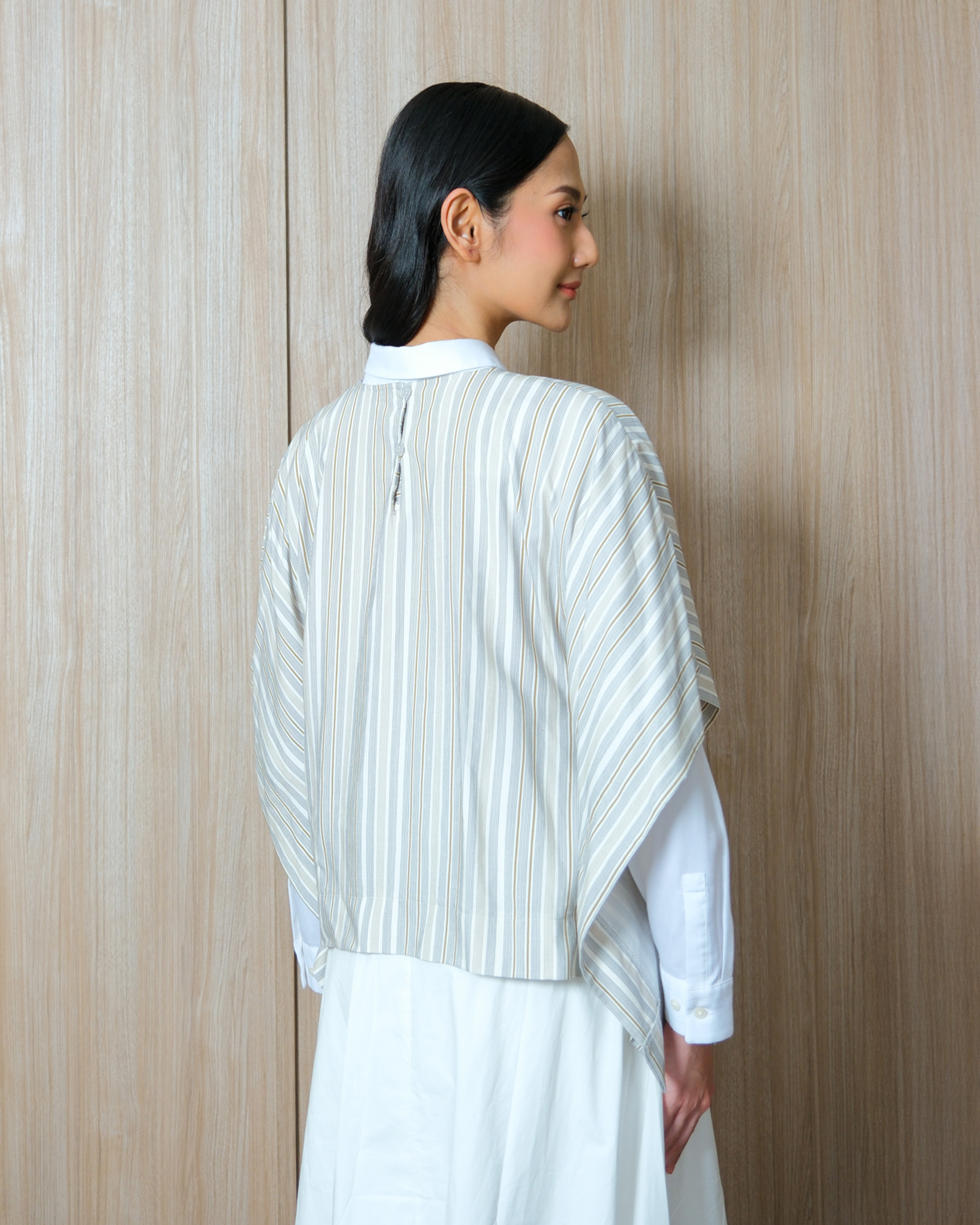 AERA VEST