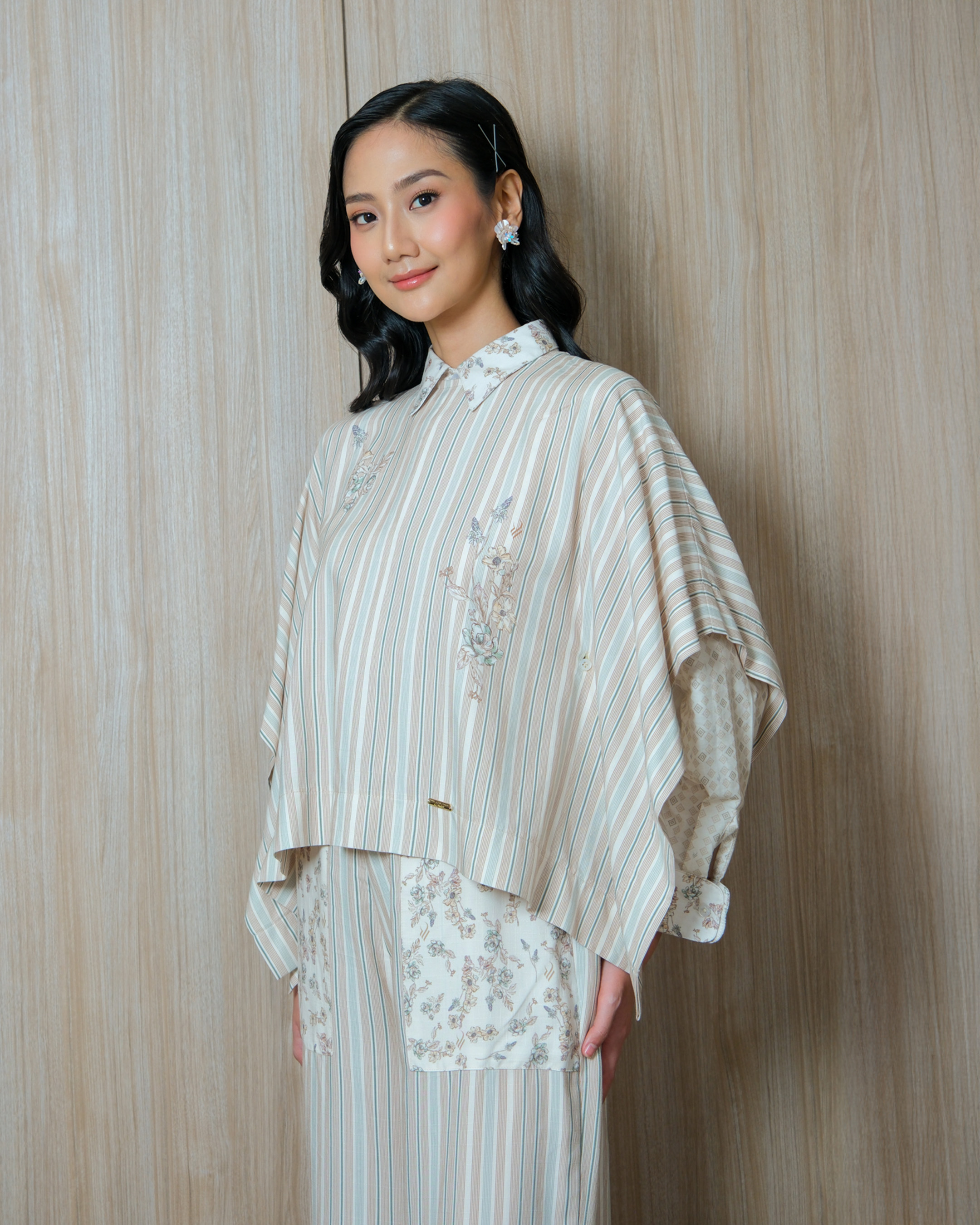 AERA VEST