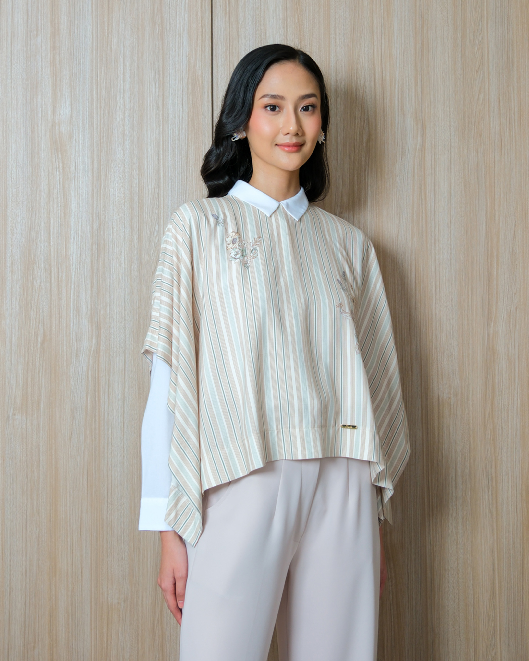 AERA VEST