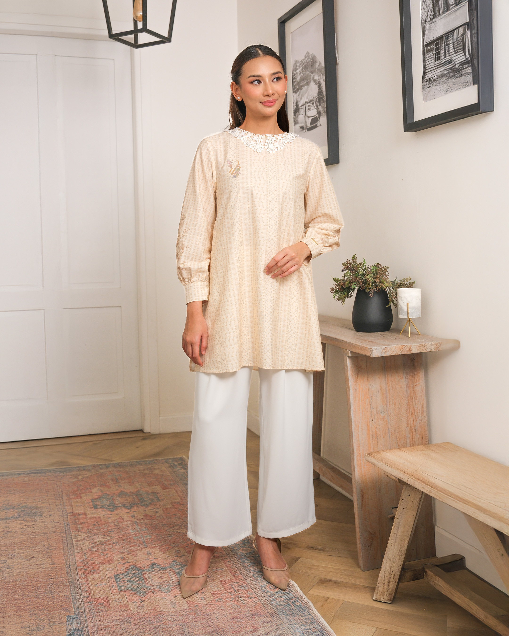 ELAINA TUNIC