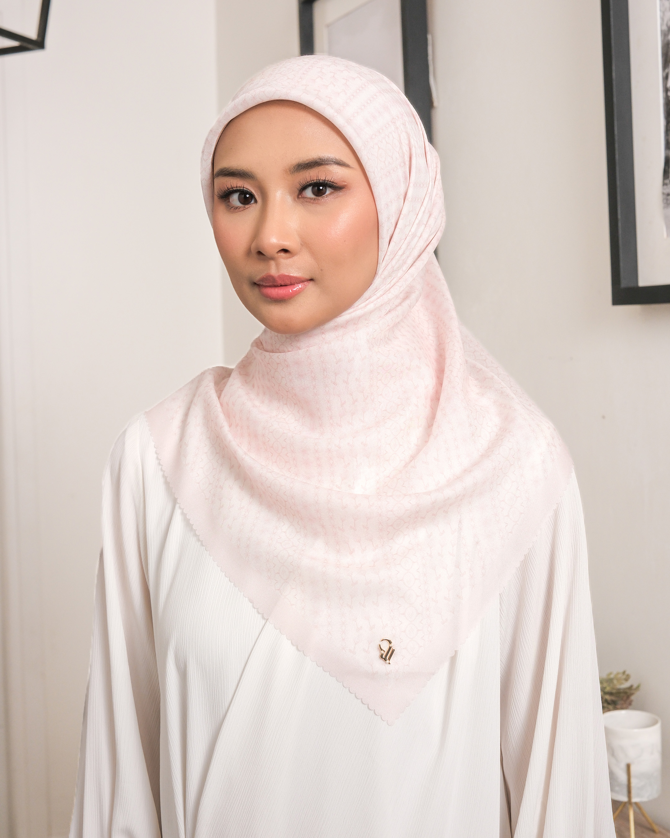 ELAINA SCARF