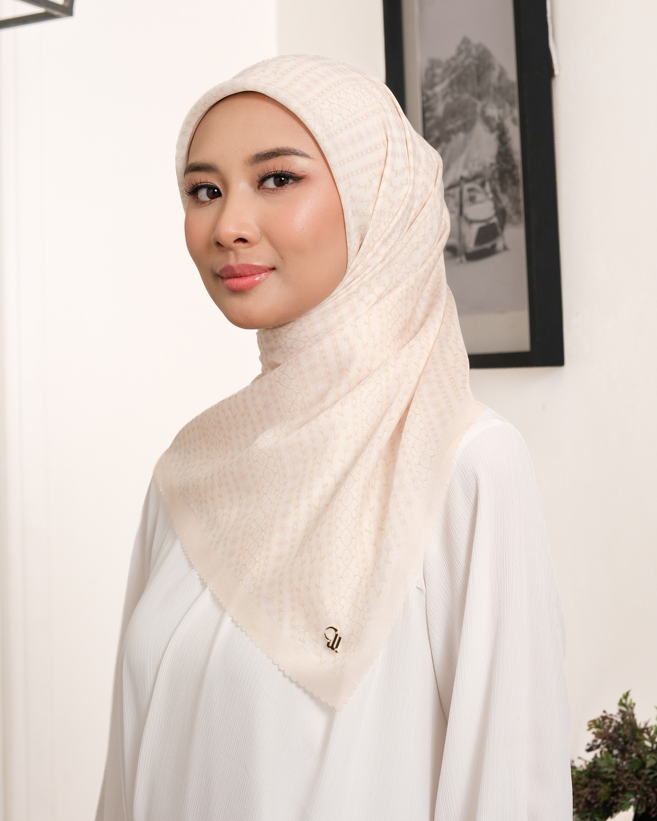 ELAINA SCARF