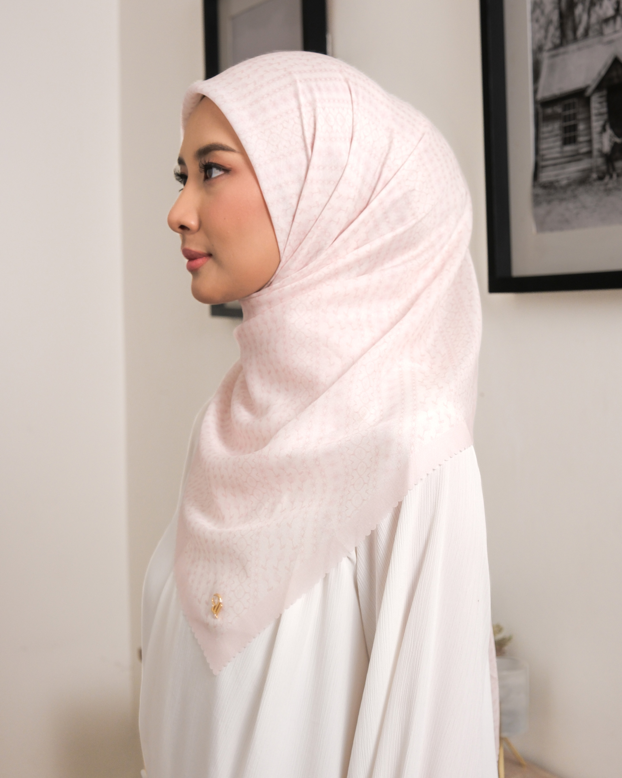 ELAINA SCARF