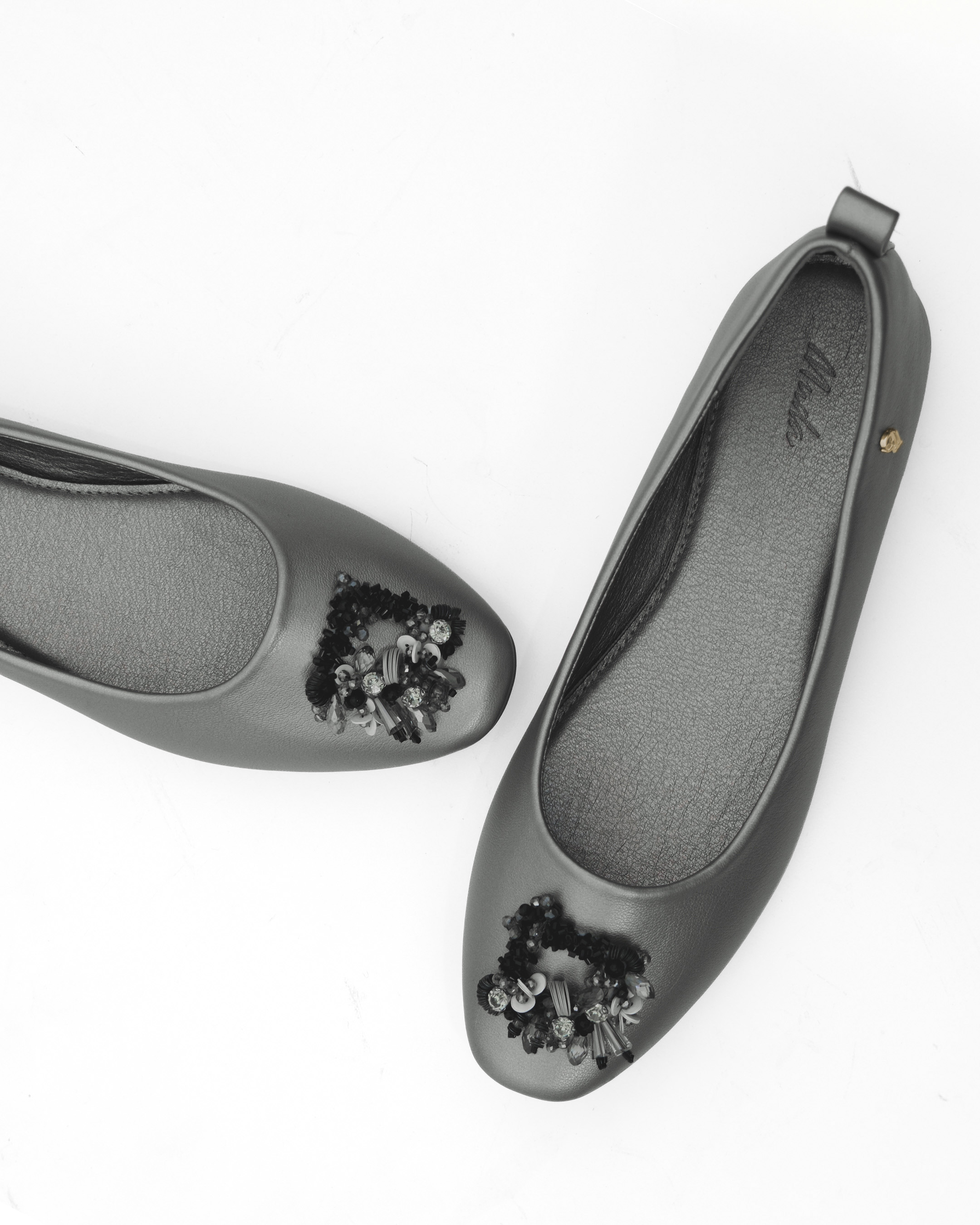 NAAVA SHOES