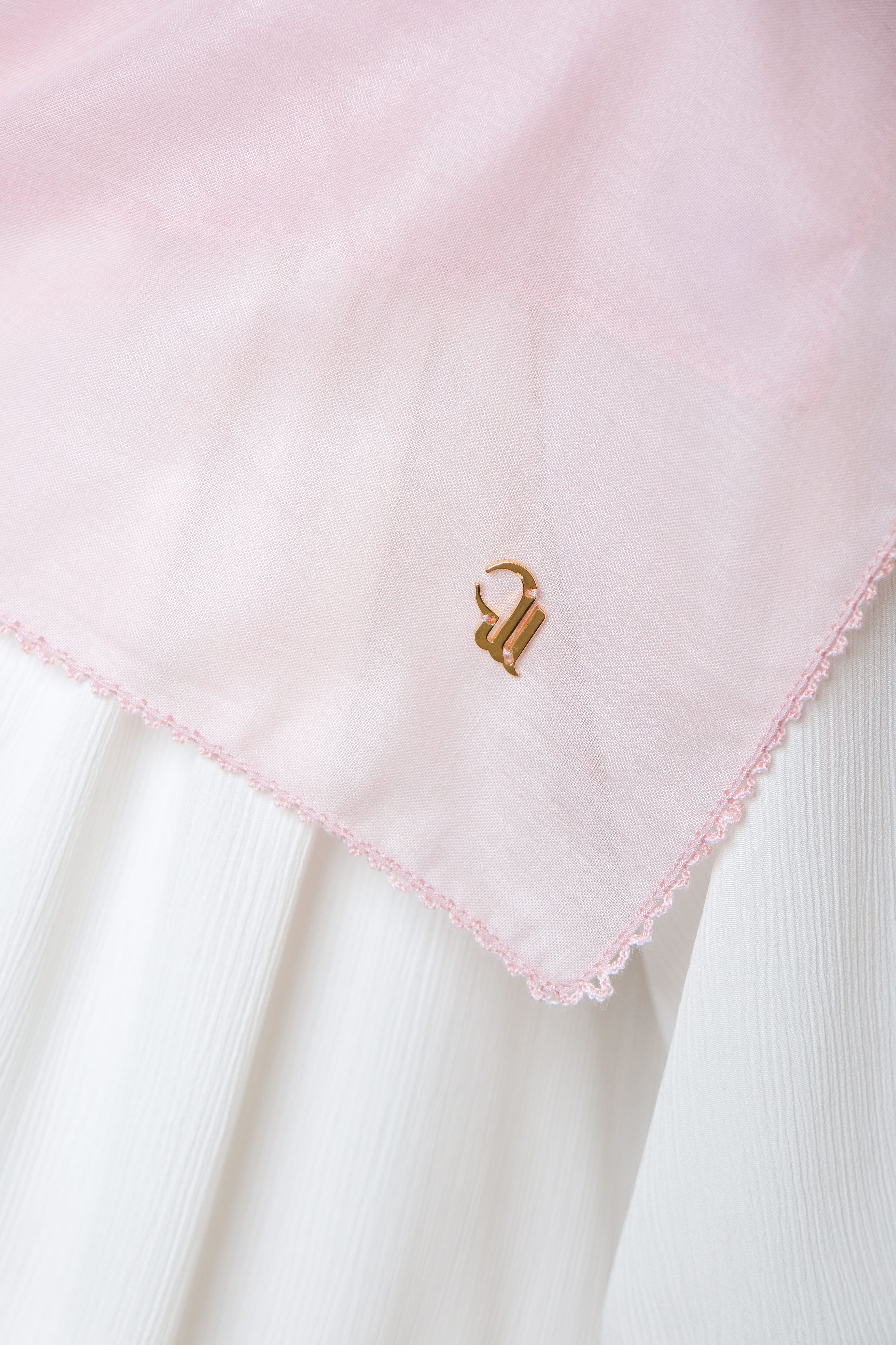 BASIC PARIS - BLUSH