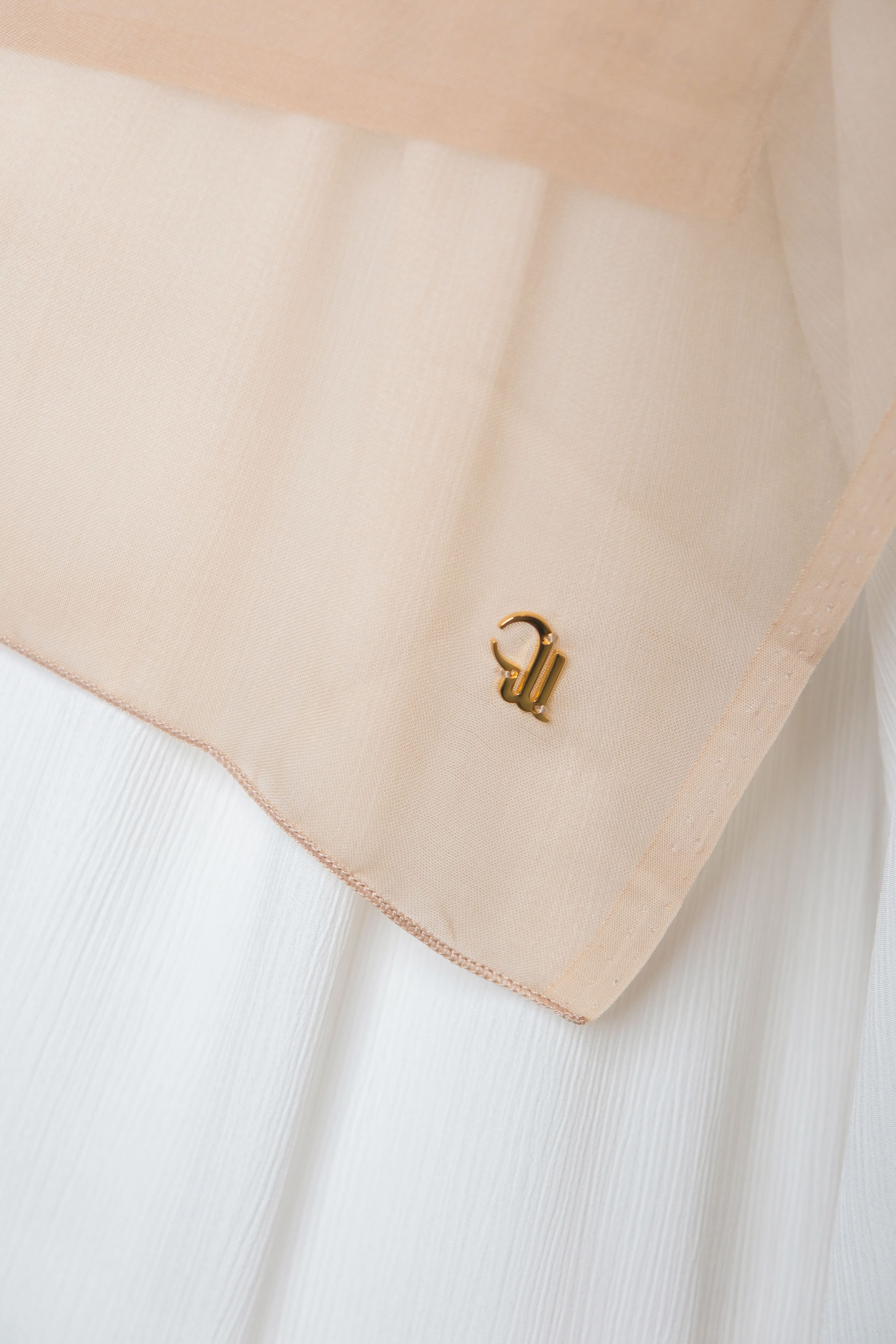 PARIS CLASSIC - DEEP ALMOND