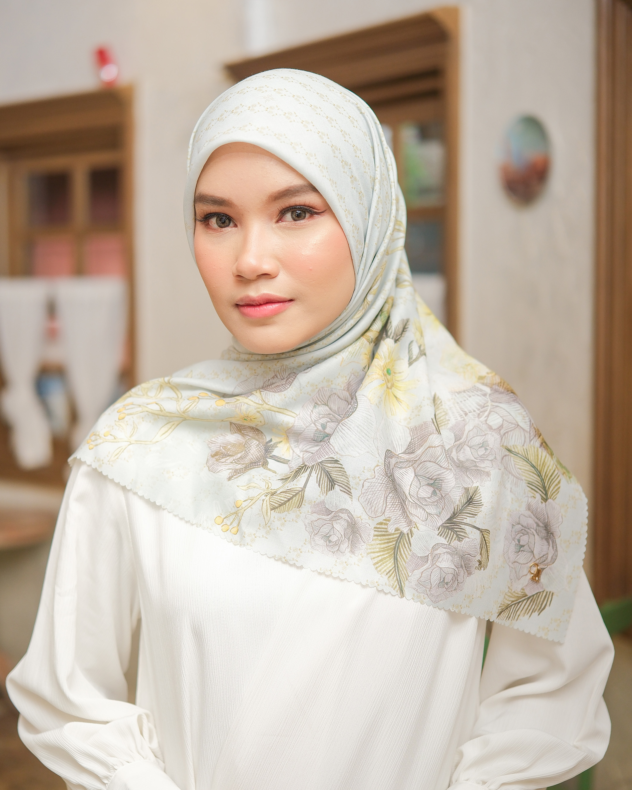 CHRYSA SCARF - LIGHT BLUE