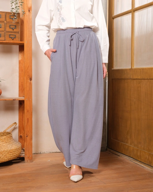 Image of ISAVA PANTS - DENIM