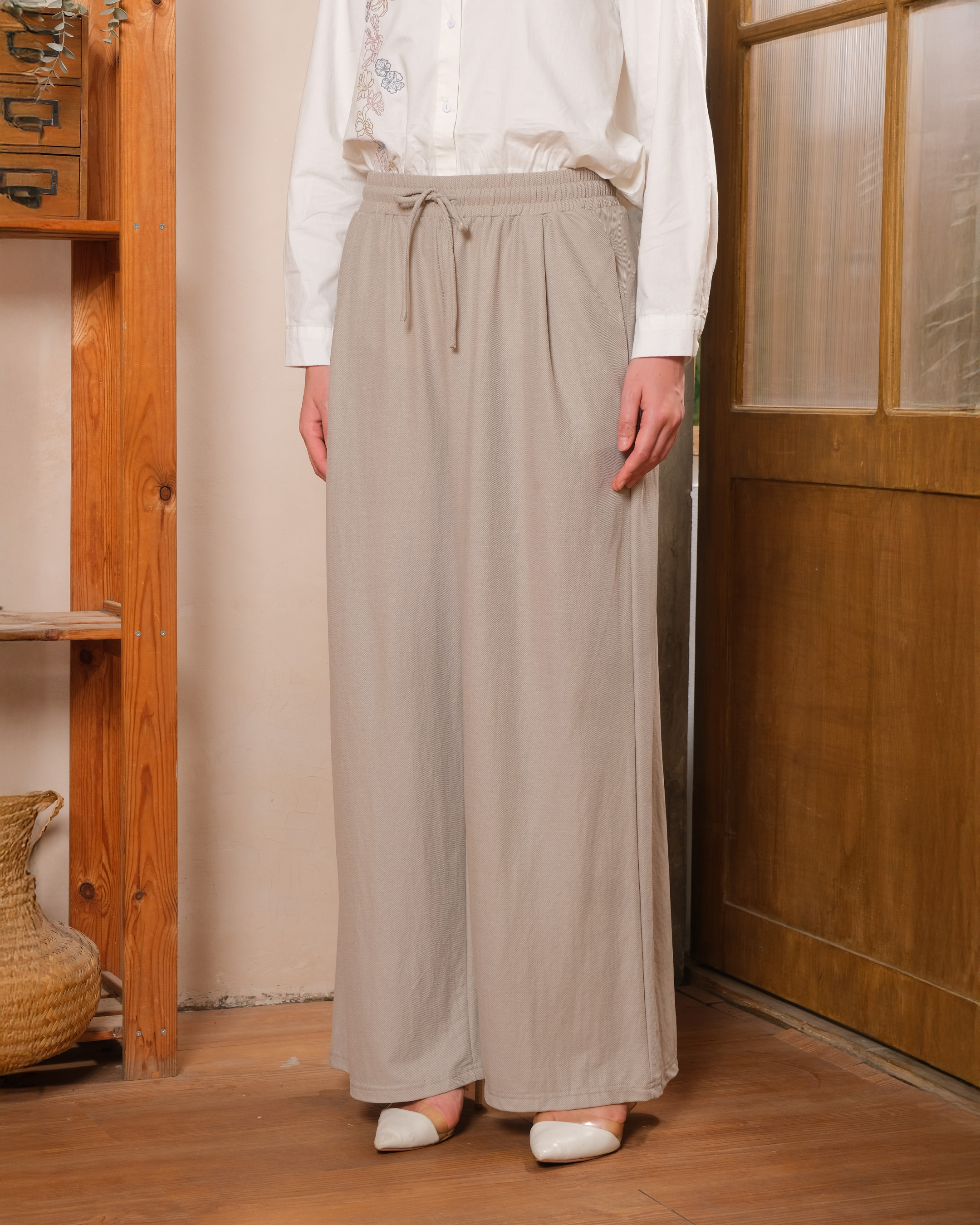 ISAVA PANTS - SAGE