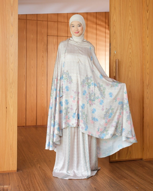 Image of SYAHDA PRAYER SET - CREAM