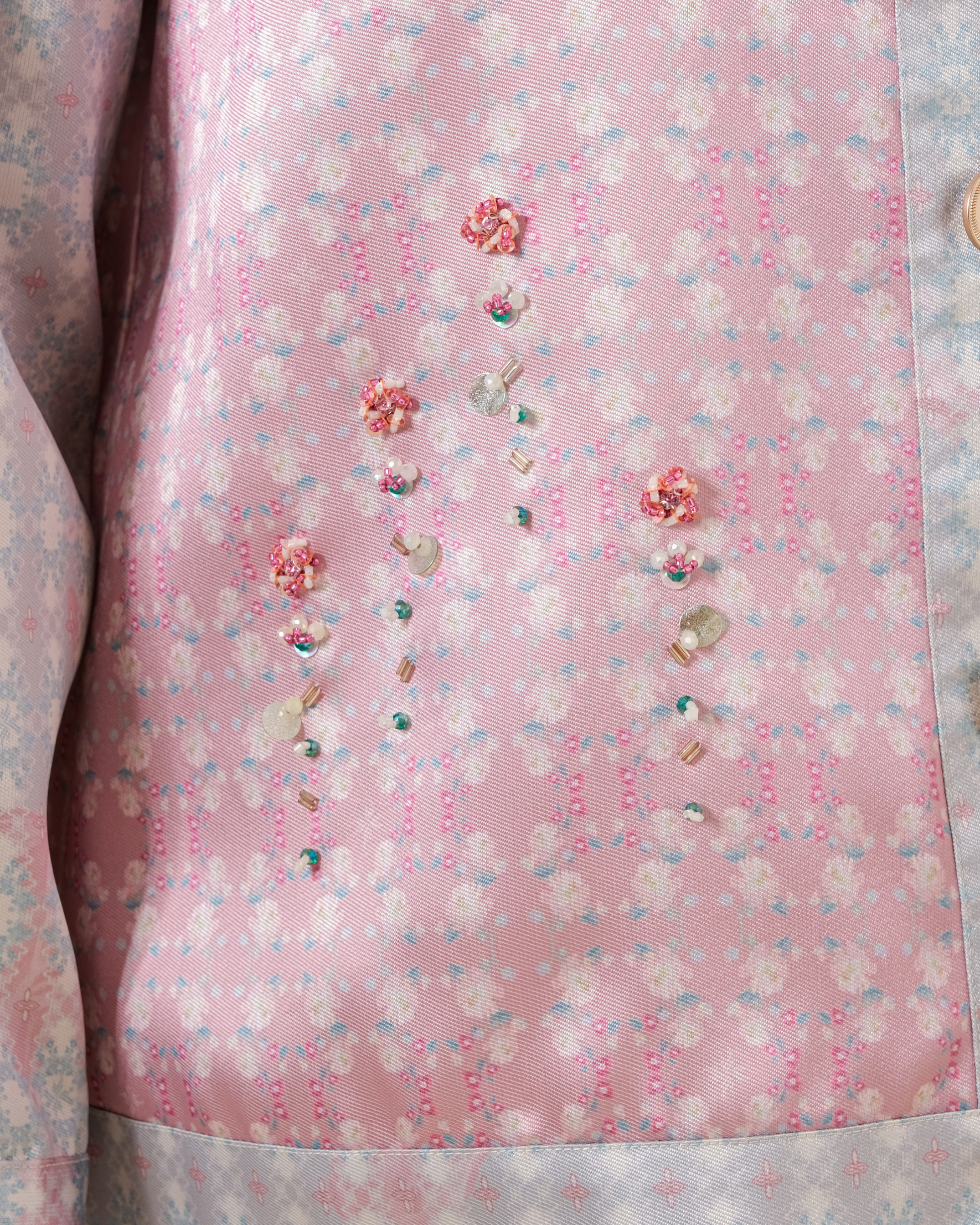 ANALA OUTER - CANDY