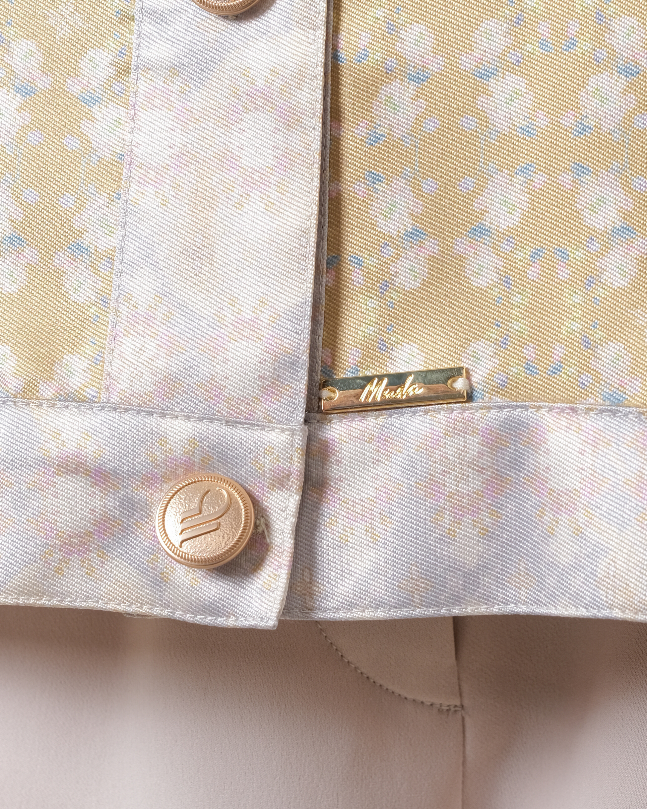 ANALA OUTER - LEMON