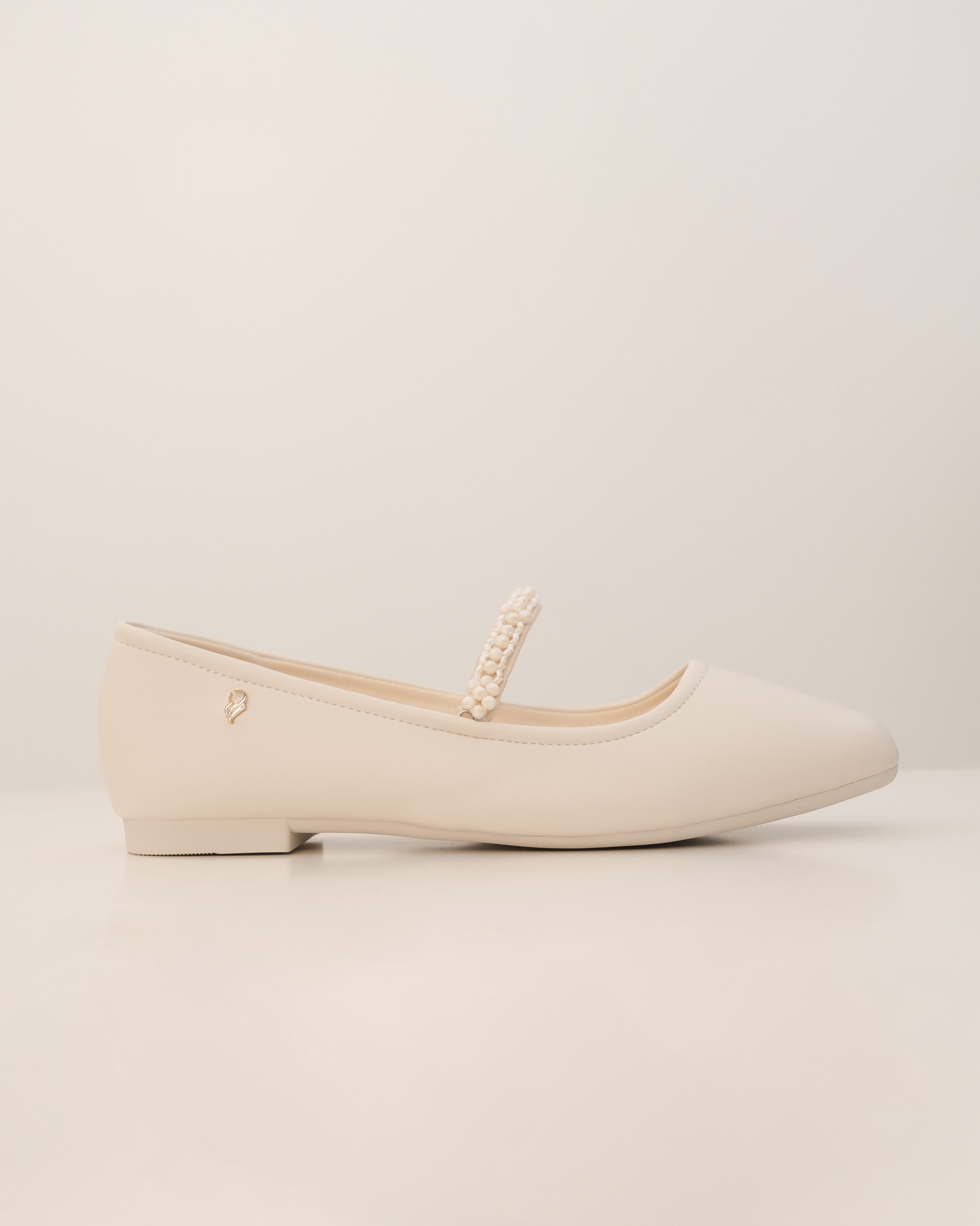 LUMA SHOES