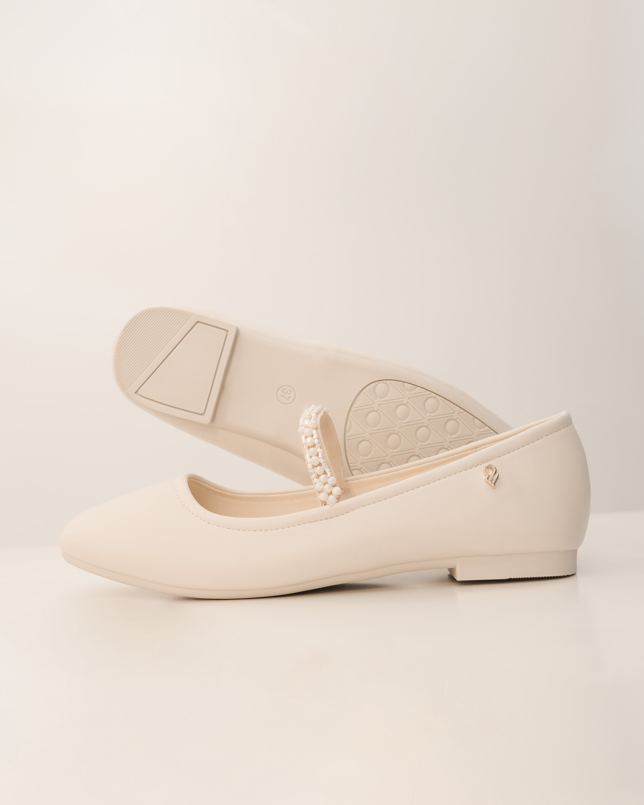 LUMA SHOES