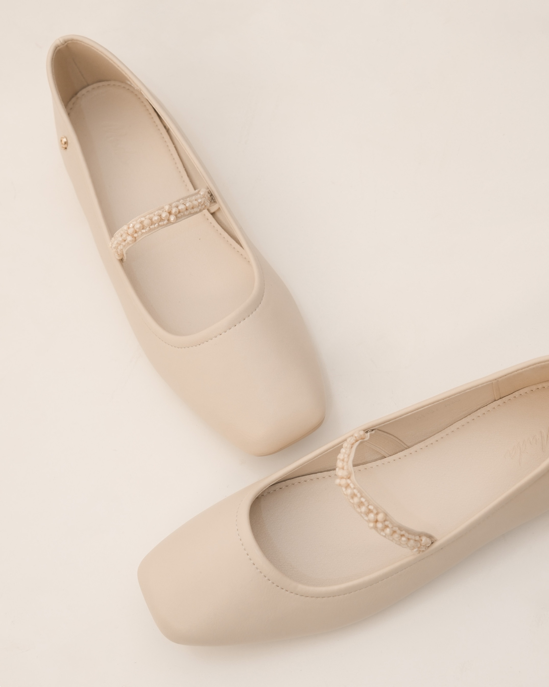 LUMA SHOES