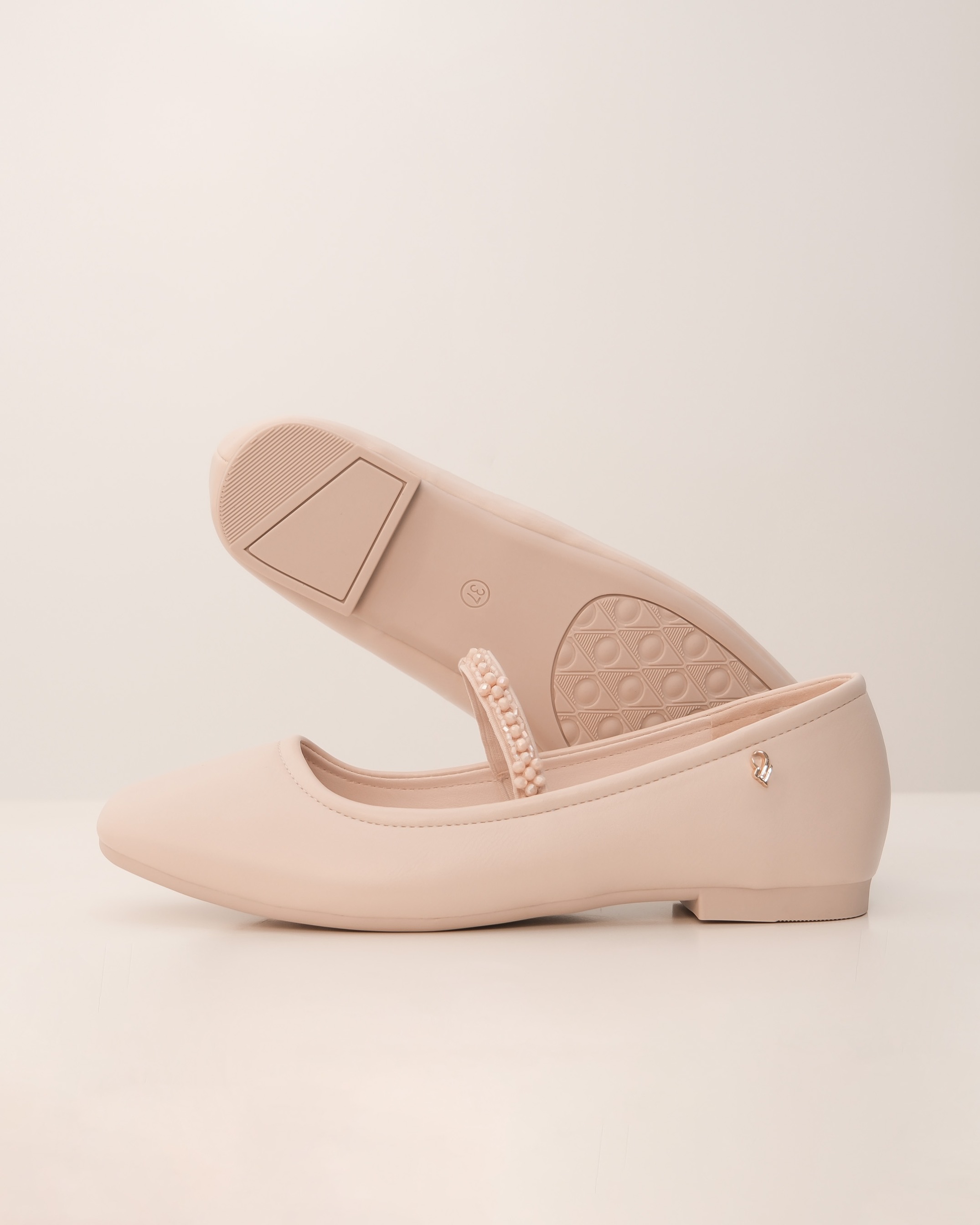 LUMA SHOES