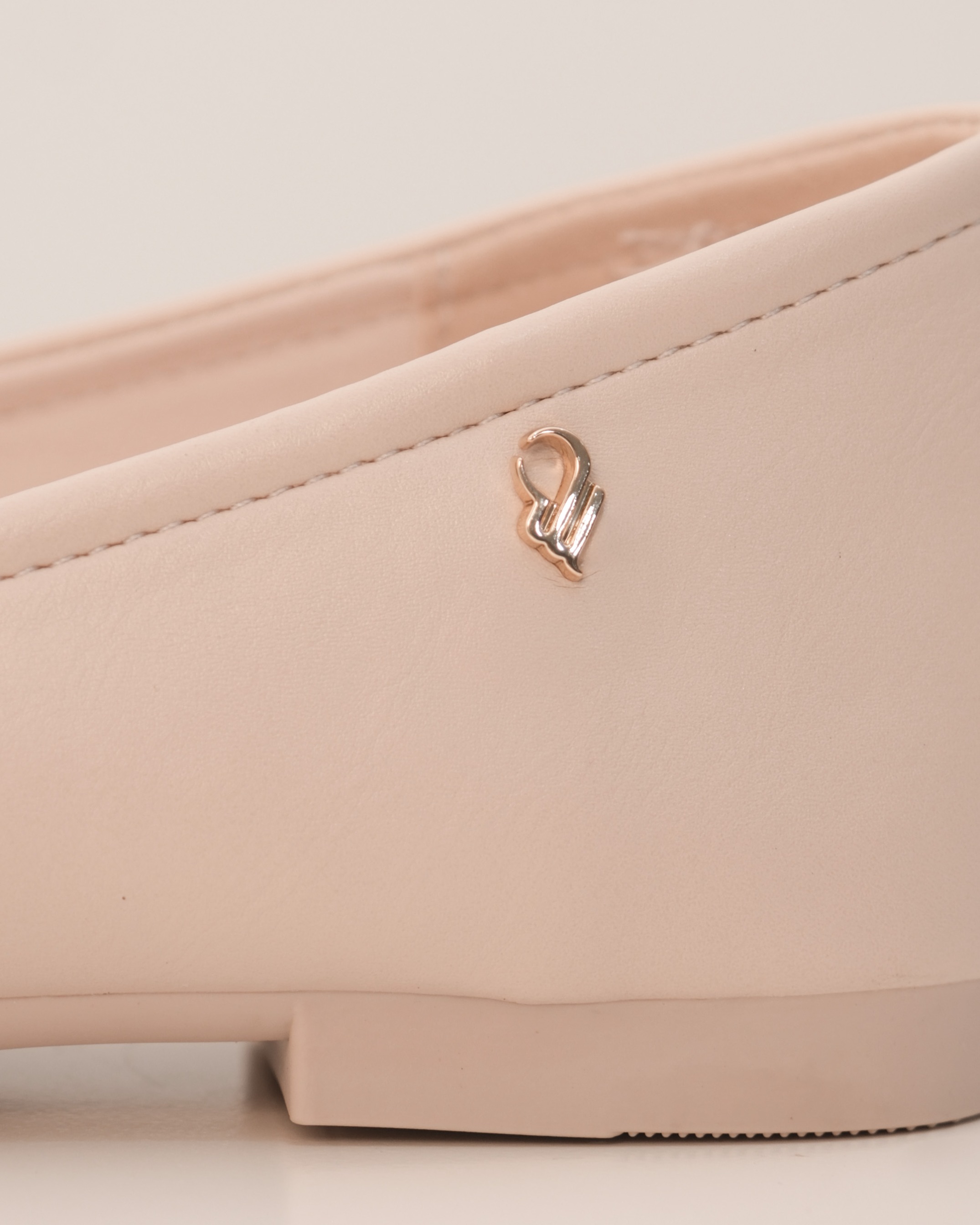 LUMA SHOES