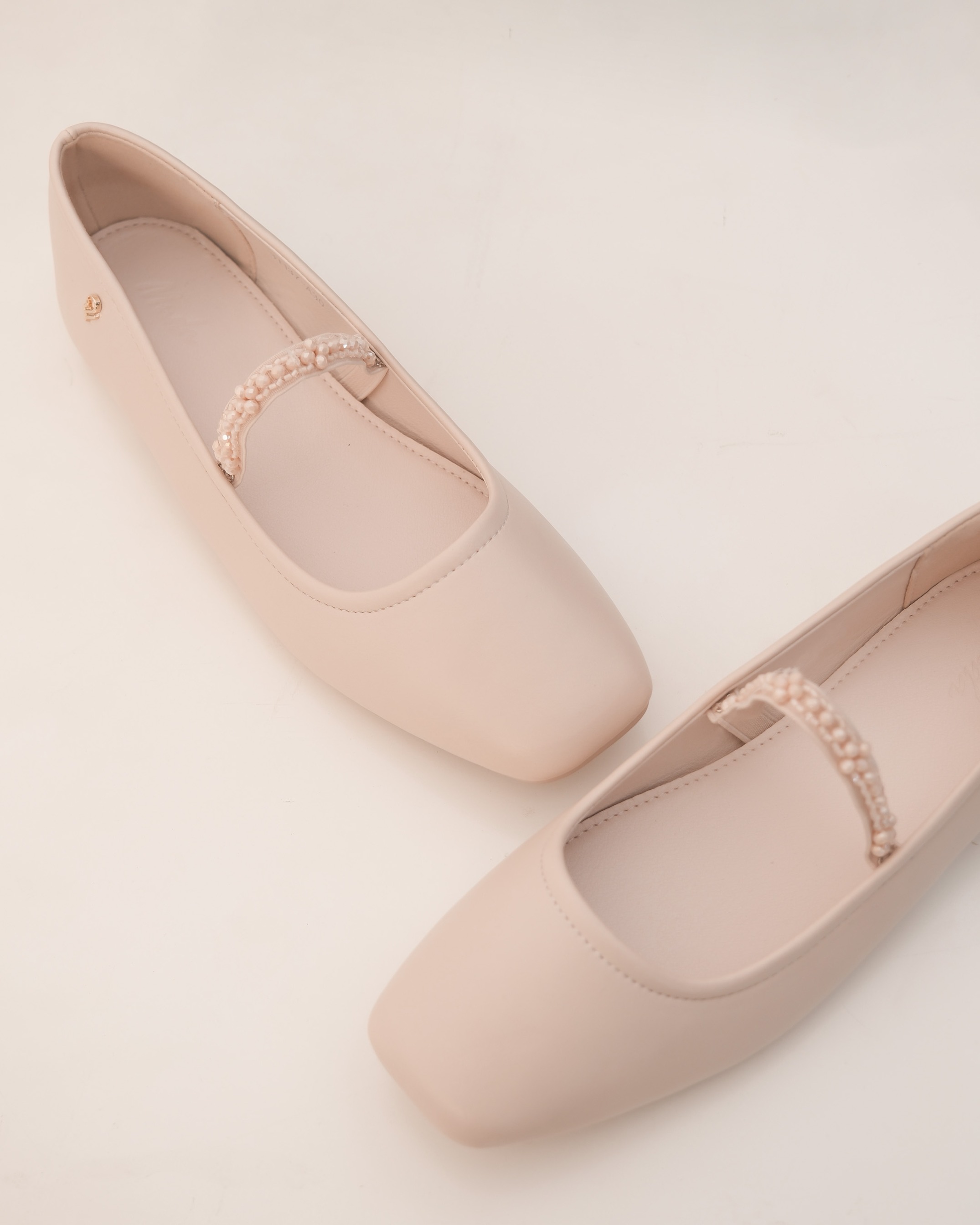 LUMA SHOES