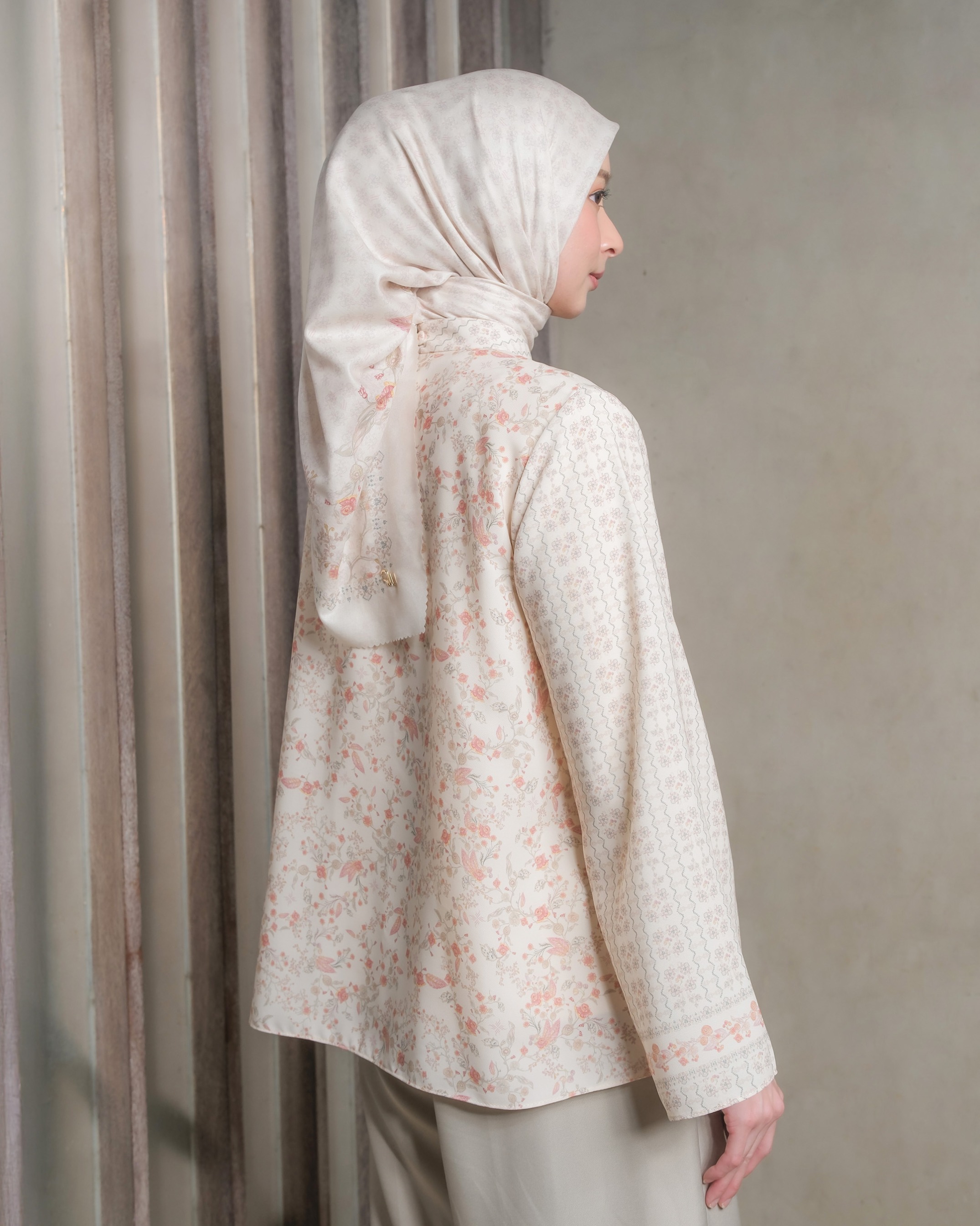 REANNA BLOUSE