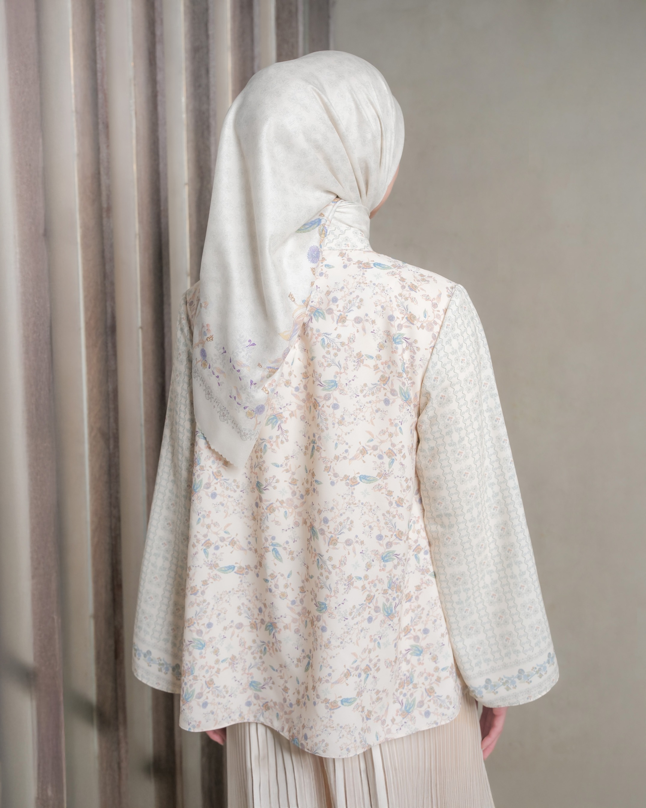 REANNA BLOUSE