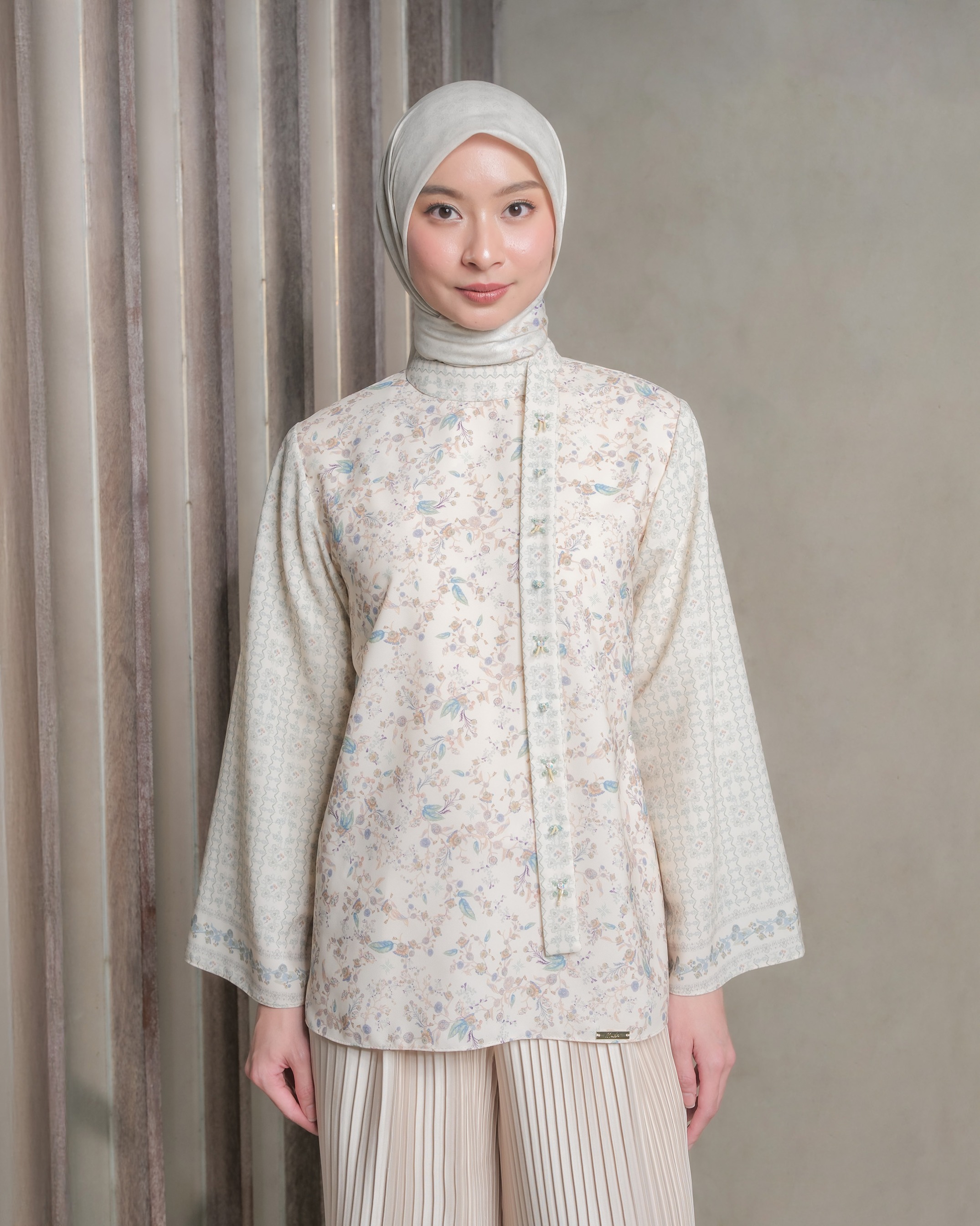 REANNA BLOUSE