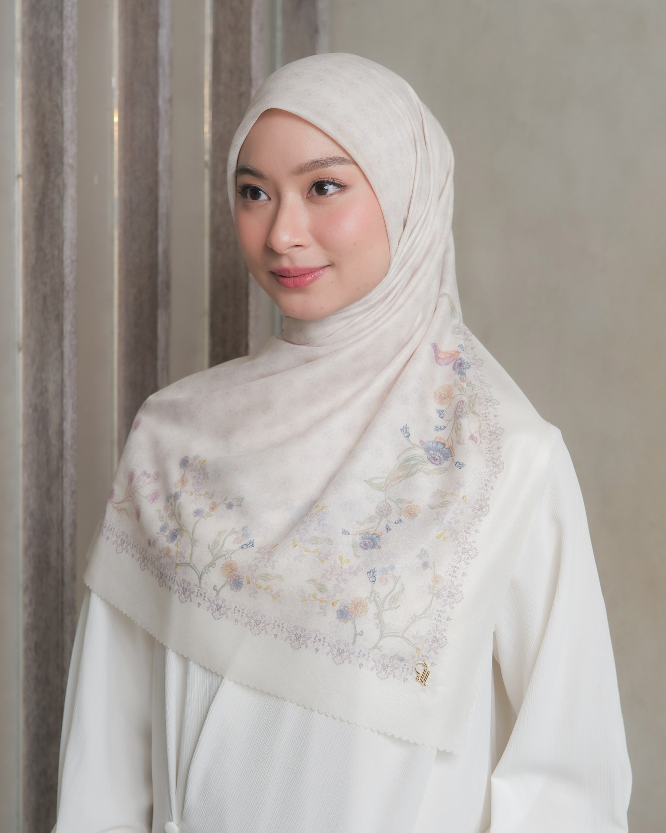 REANNA SCARF