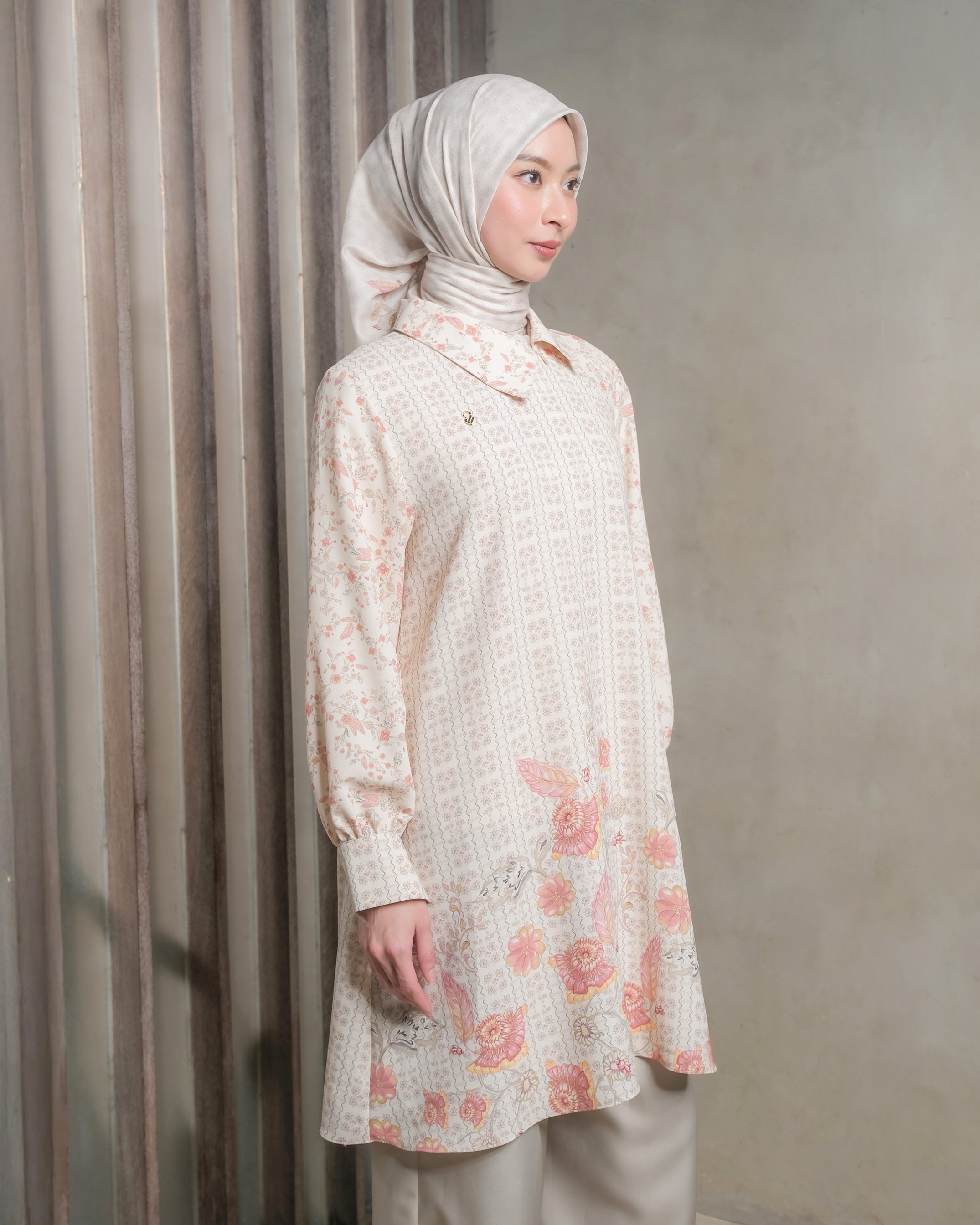 REANNA TUNIC