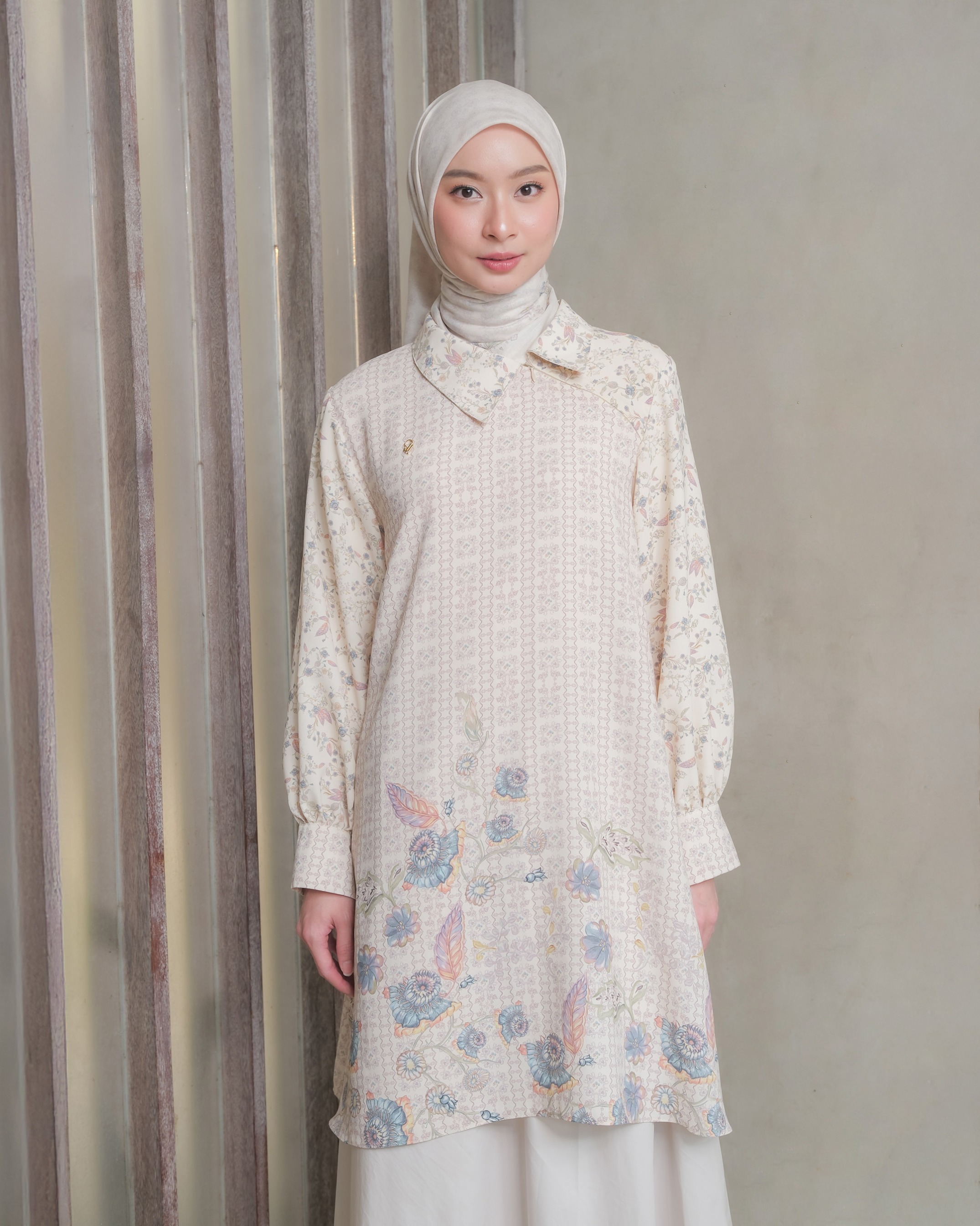 REANNA TUNIC