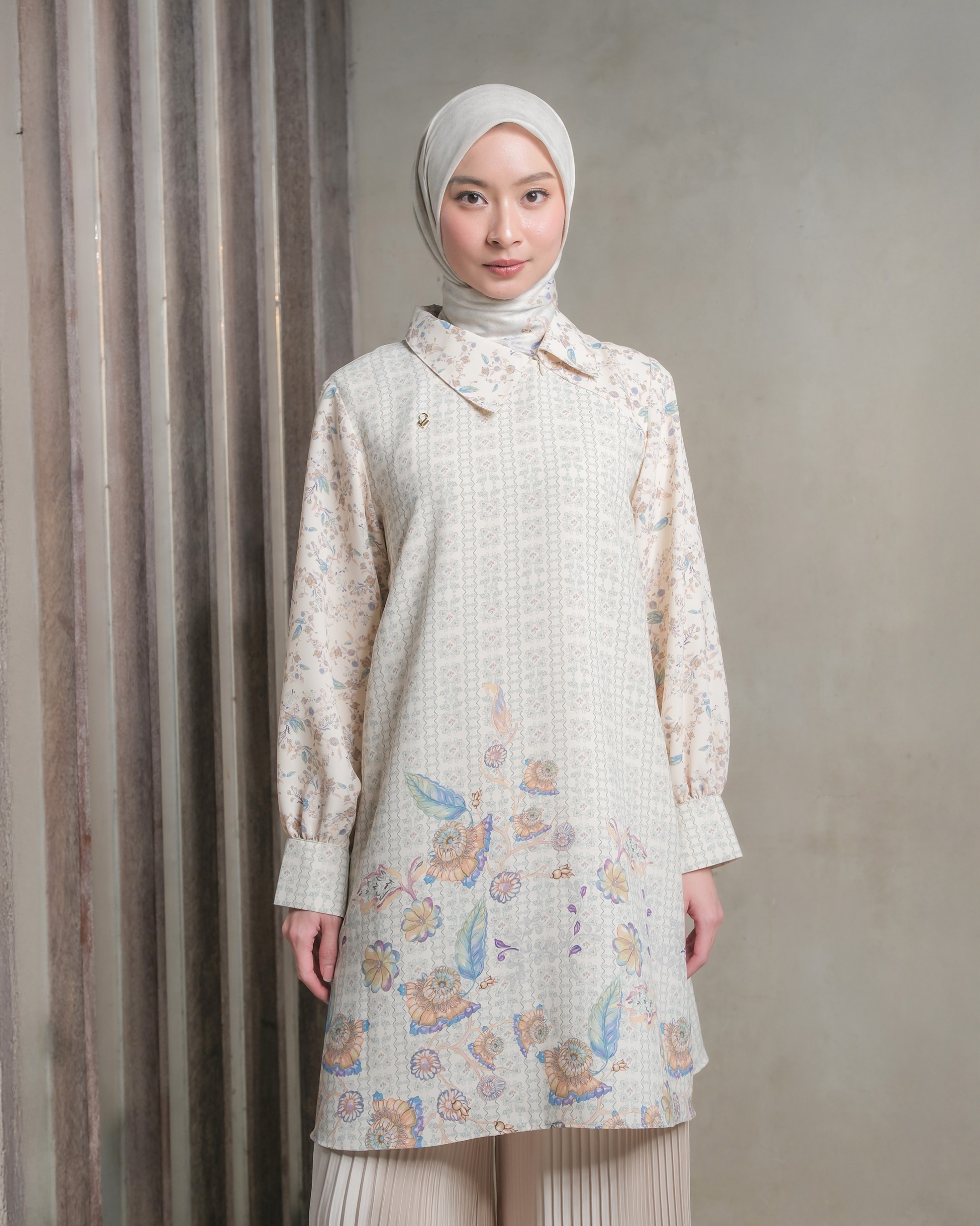 REANNA TUNIC