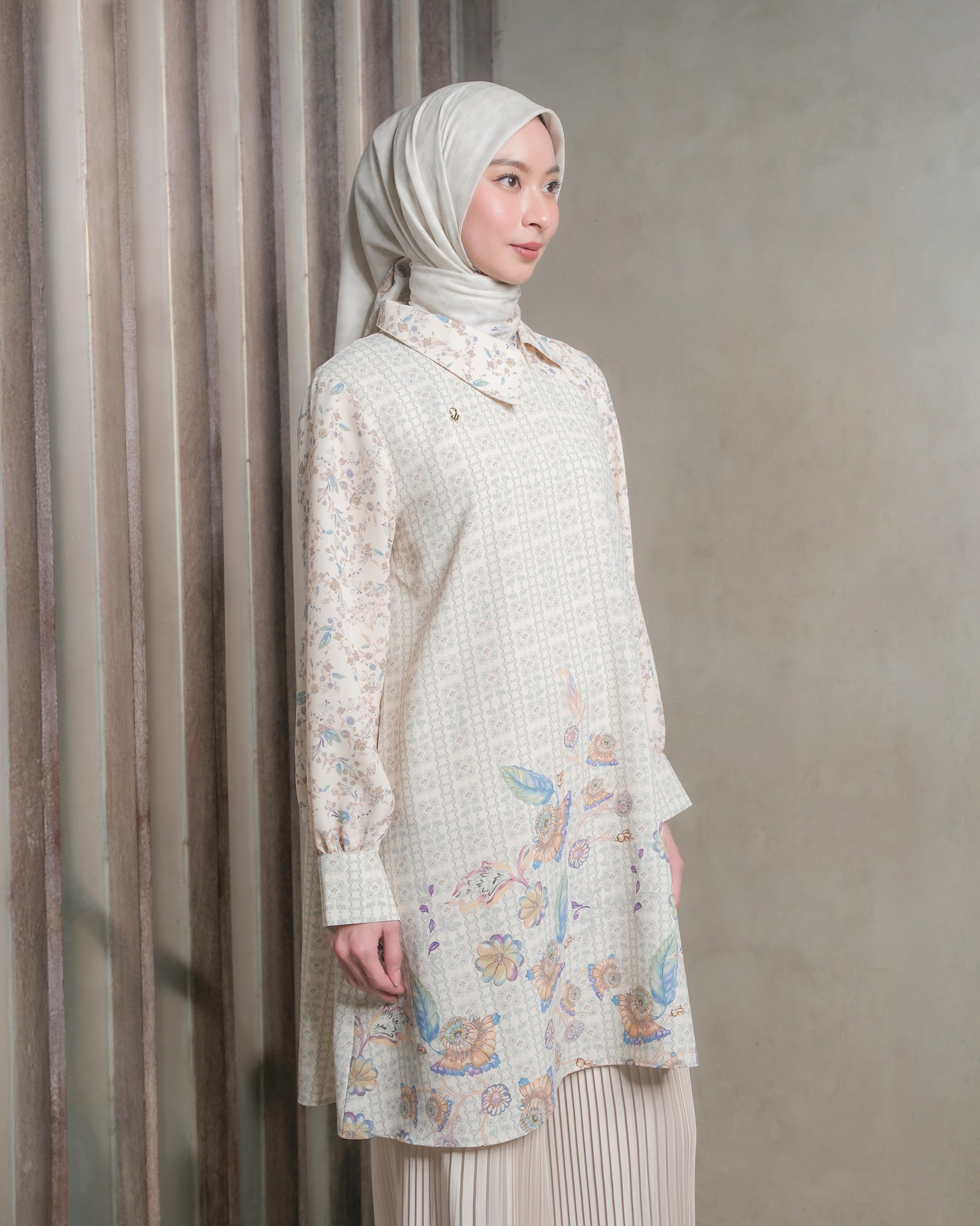 REANNA TUNIC