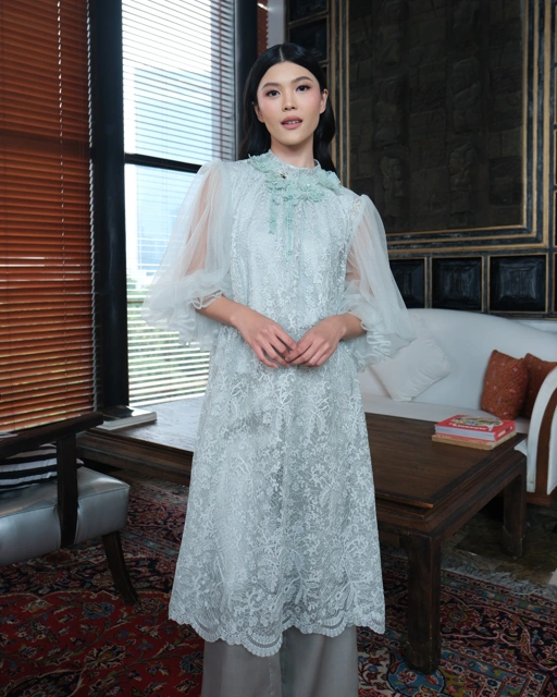 Image of SASMAYA MIDI DRESS - MINT