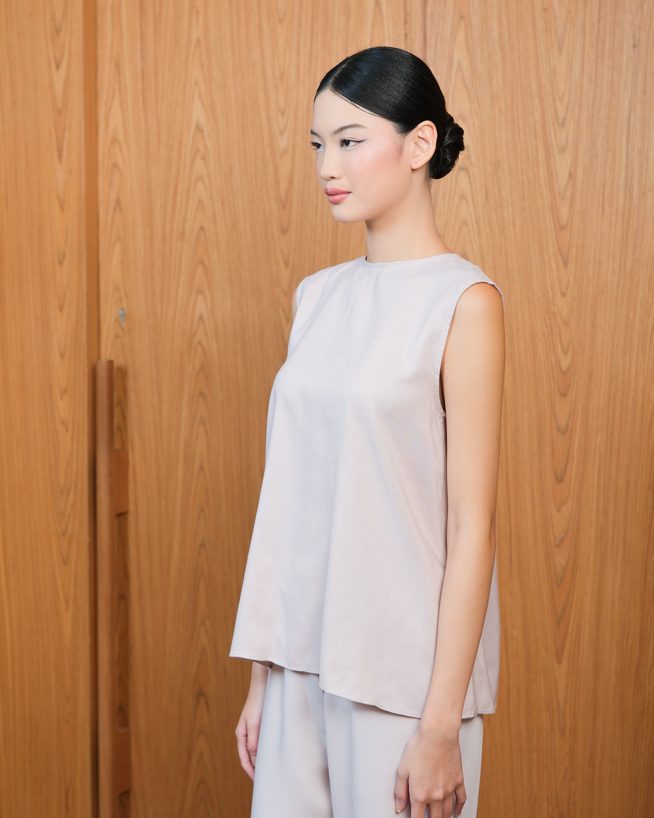 SASMAYA SLEEVELESS INNER - DUSTY PINK
