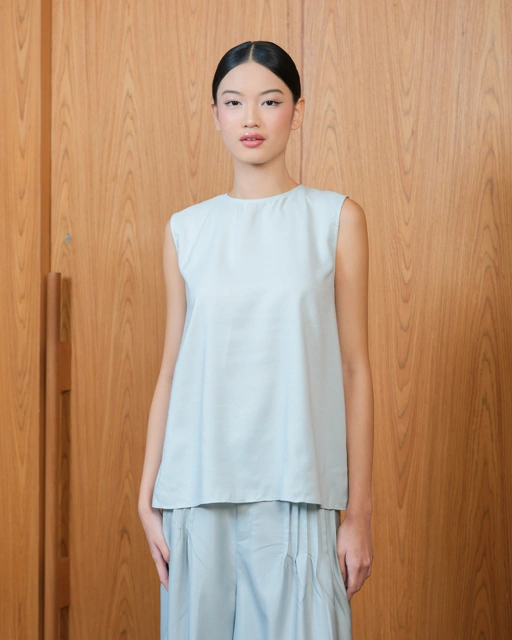 Image of SASMAYA SLEEVELESS INNER - MINT