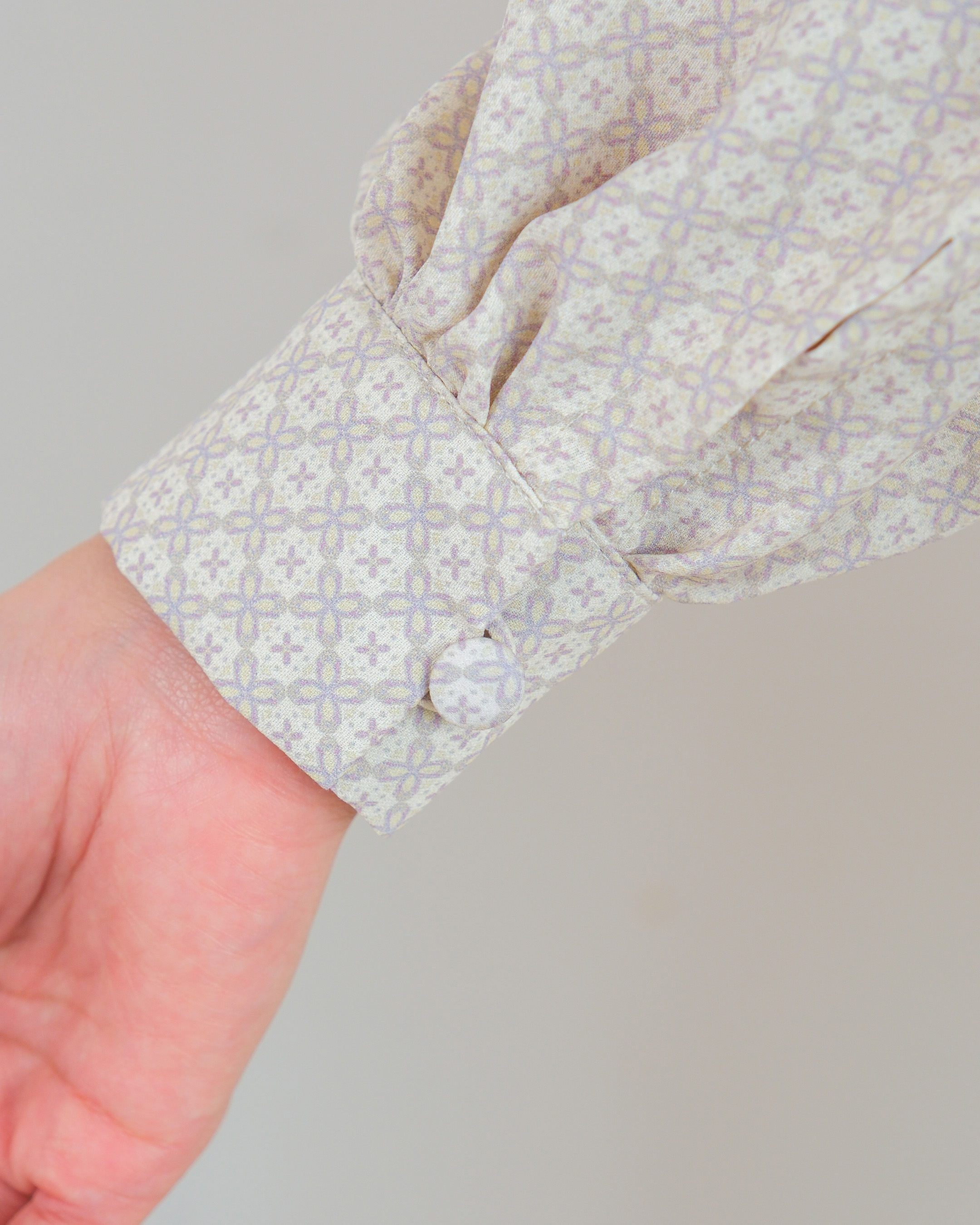 ADITI BLOUSE - DOVE
