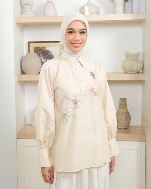 Image of CALYTA BLOUSE - CREME