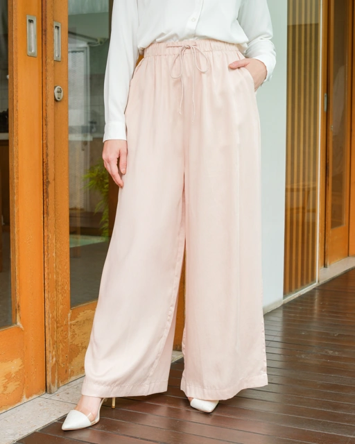 Image of DALIA PANTS - SOFT PINK