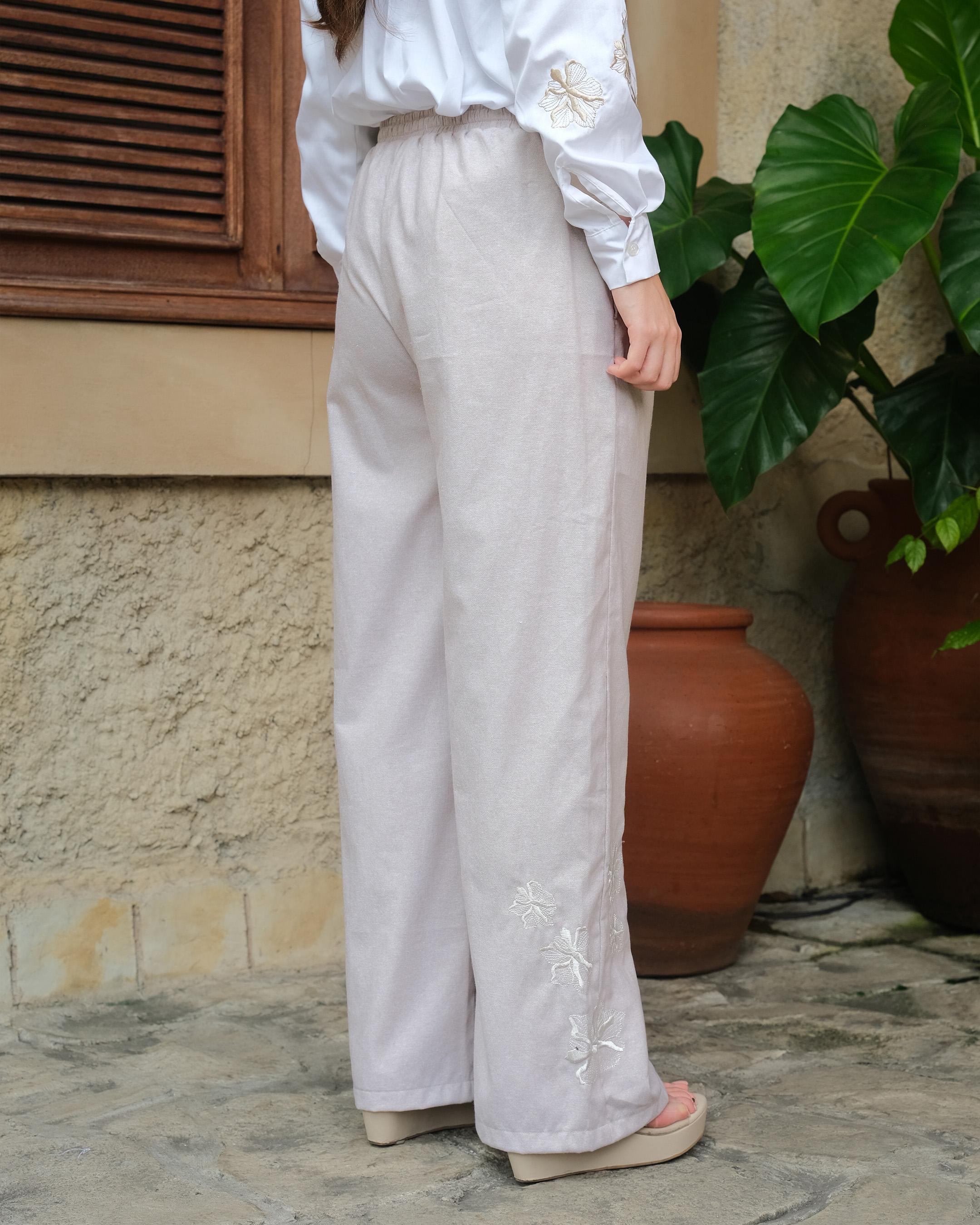 DESIREE PANTS - BEIGE