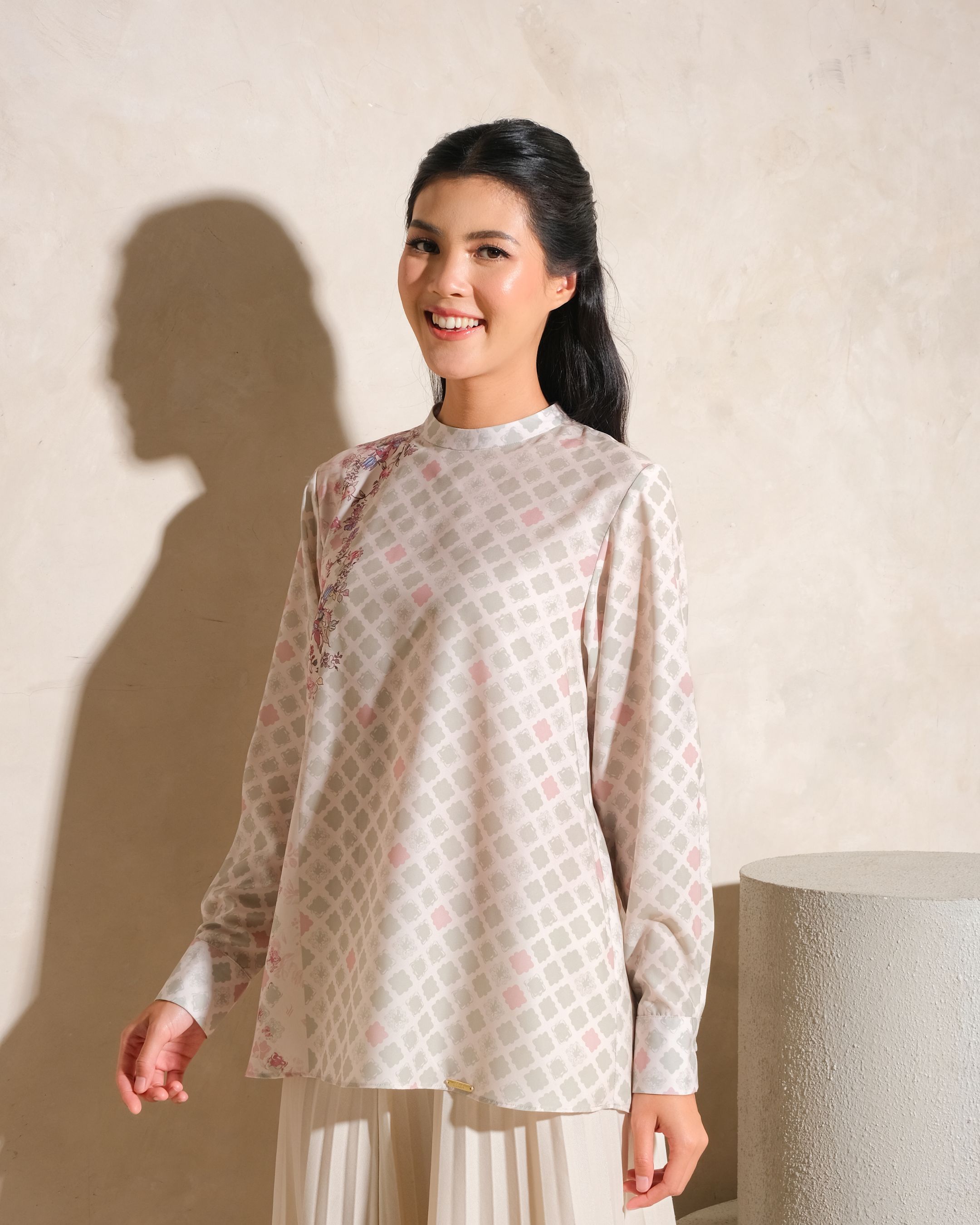 KALAMA BLOUSE - SAGE