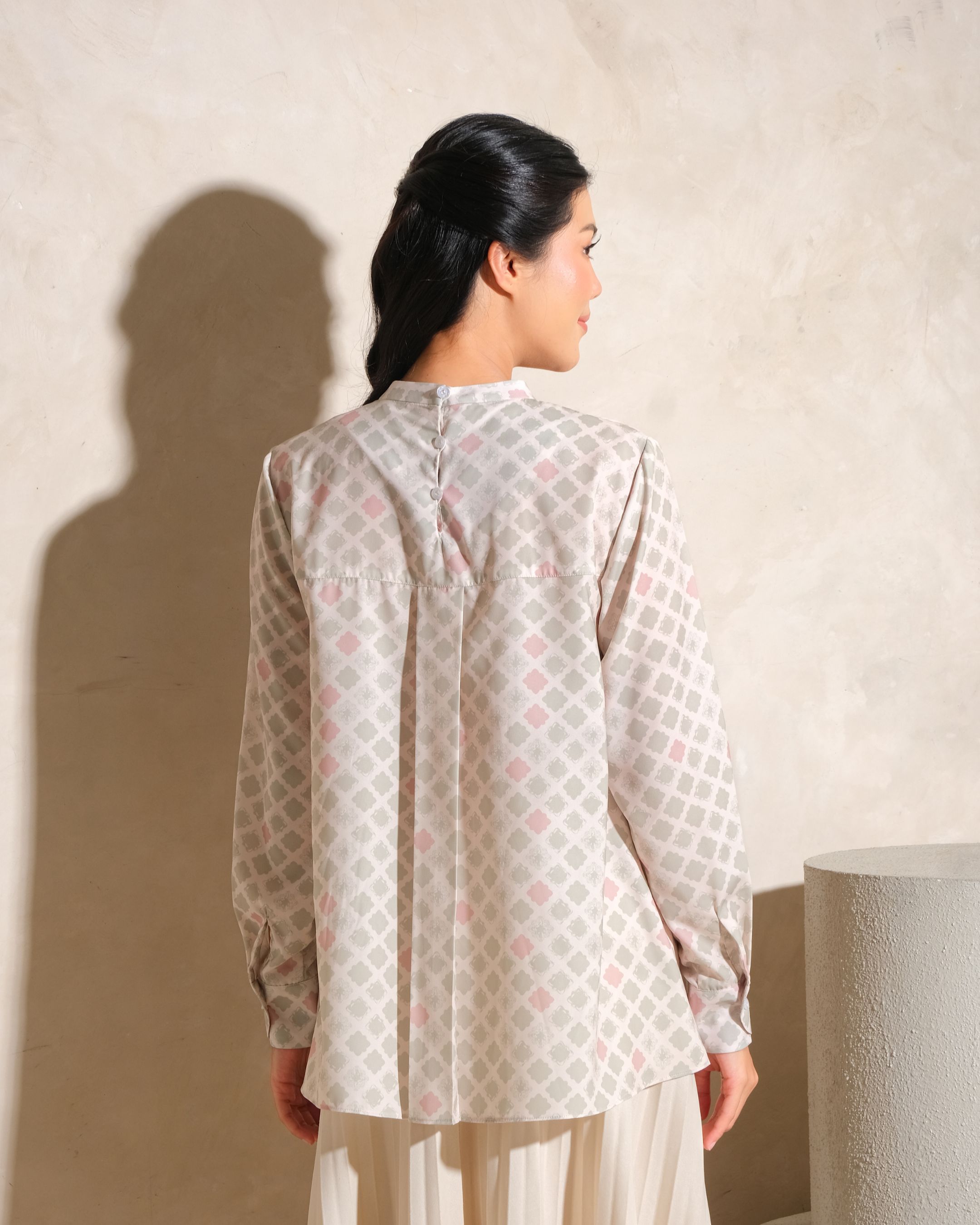 KALAMA BLOUSE - SAGE