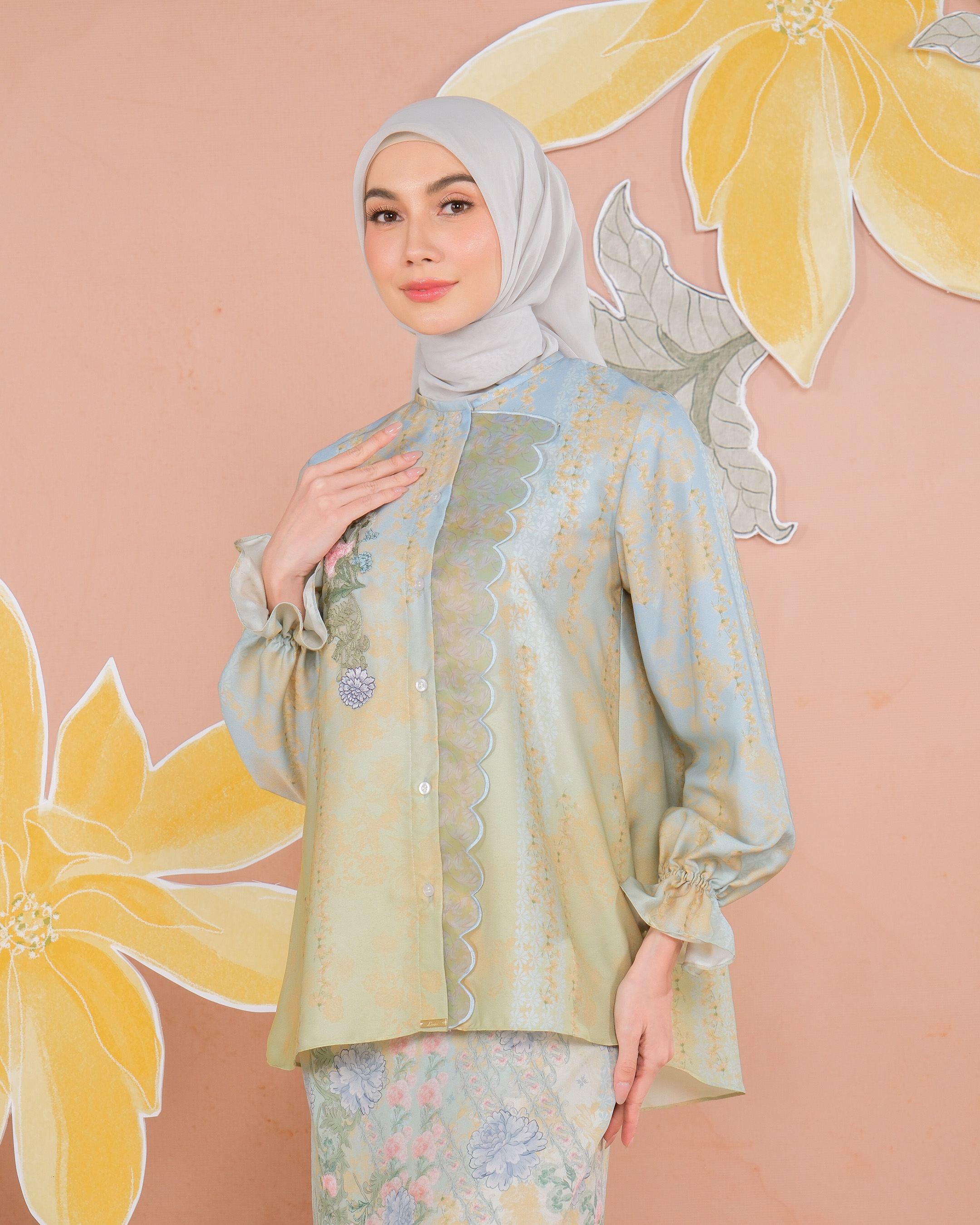 KIRAI BLOUSE - BABY BLUE