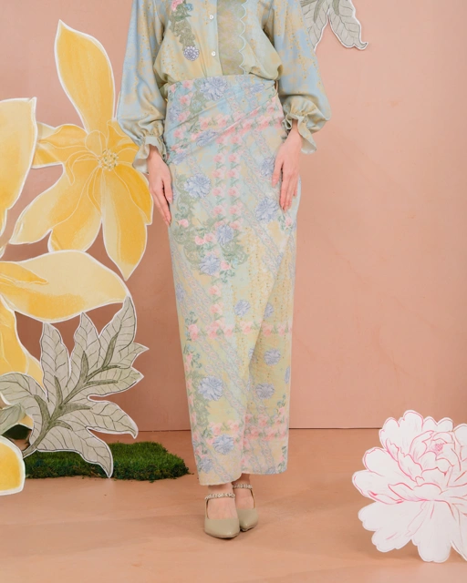 Image of KIRAI SKIRT - BABY BLUE