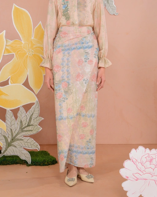Image of KIRAI SKIRT - PEACH