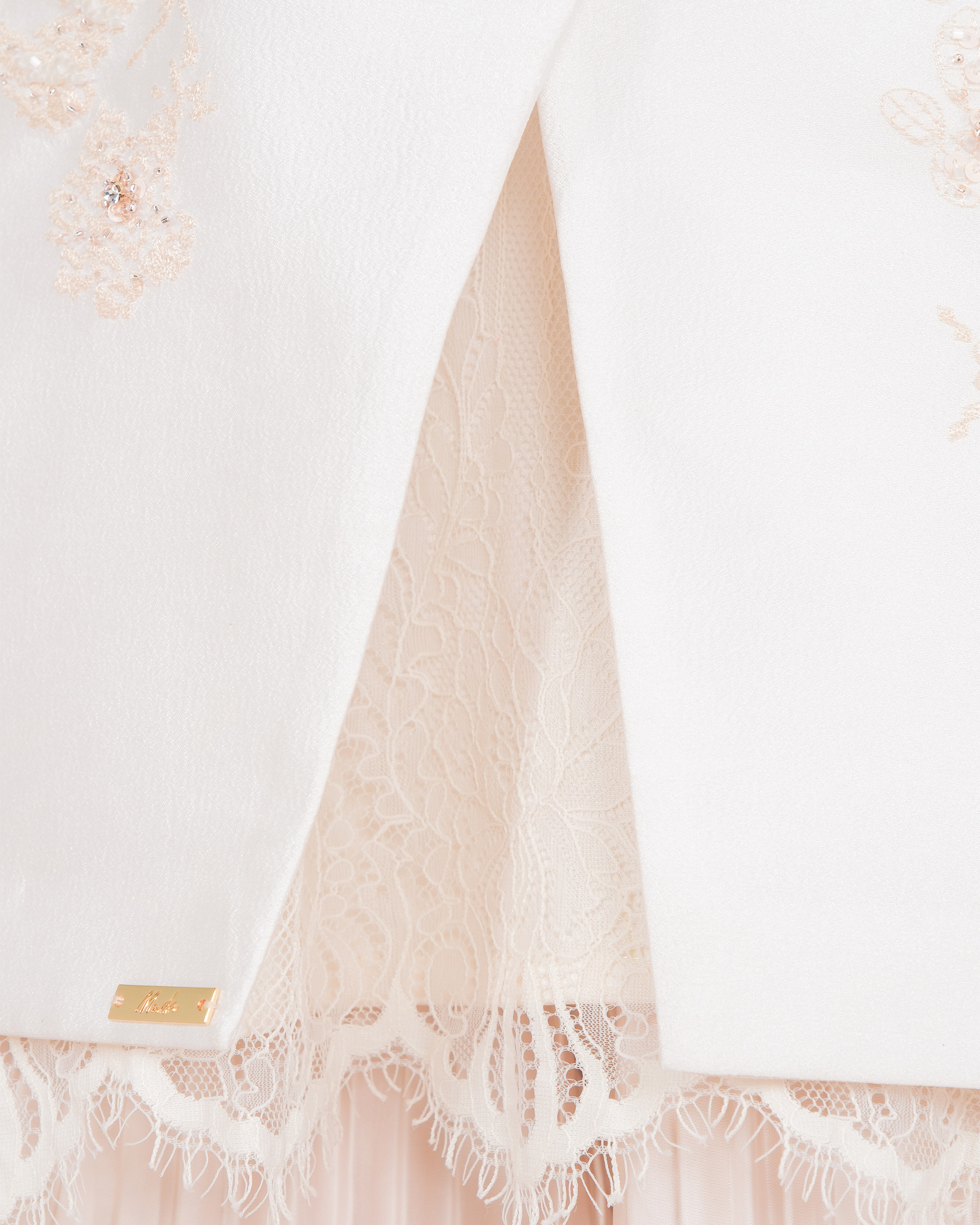SASMAYA BLOUSE - BROKEN WHITE
