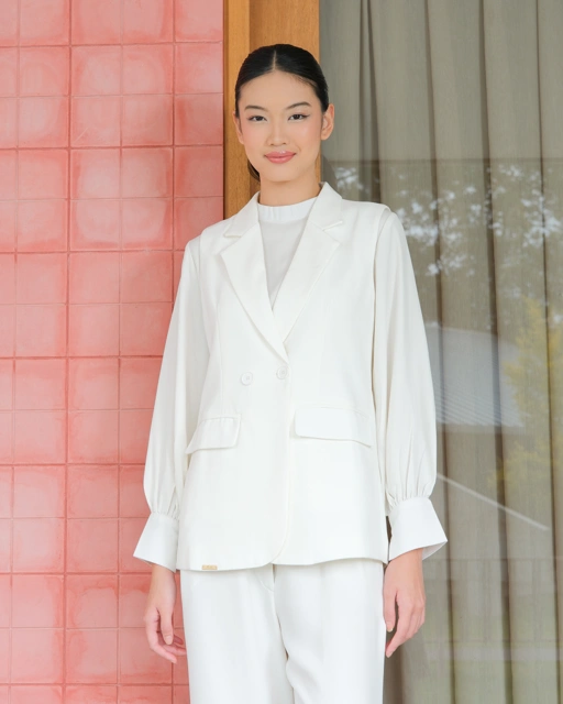 Image of VELA VEST - BROKEN WHITE