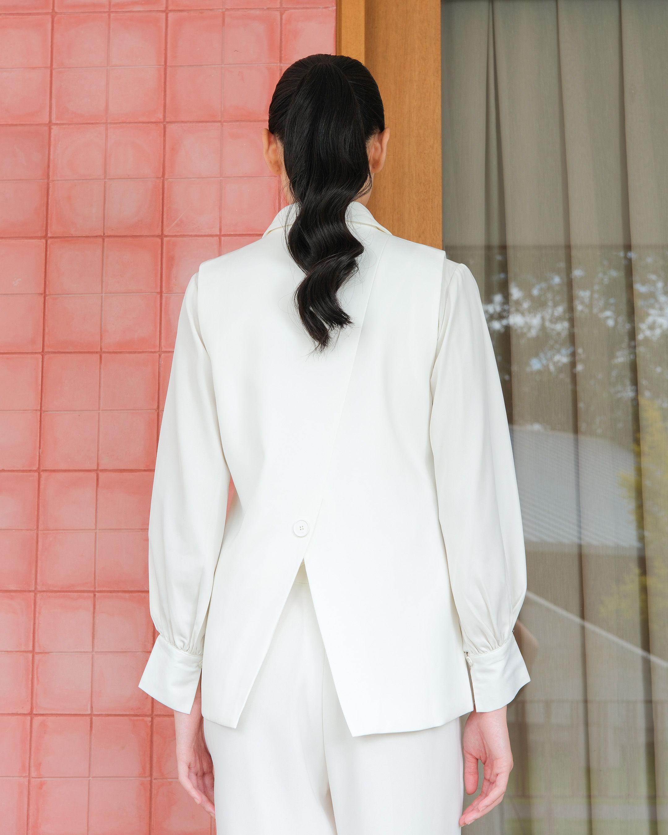 VELA VEST - BROKEN WHITE