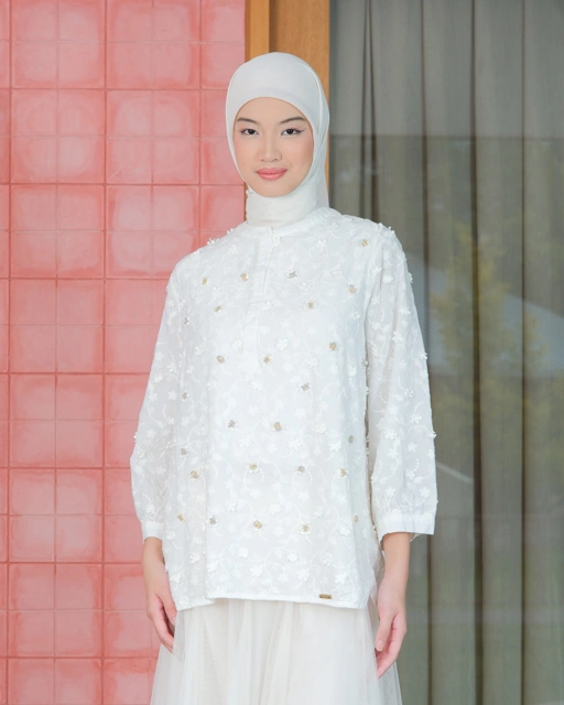 Image of YULA BLOUSE