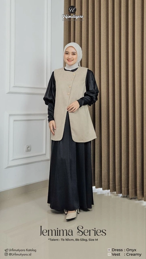 Image of Jemima Vest by Urfi Mutiyaro