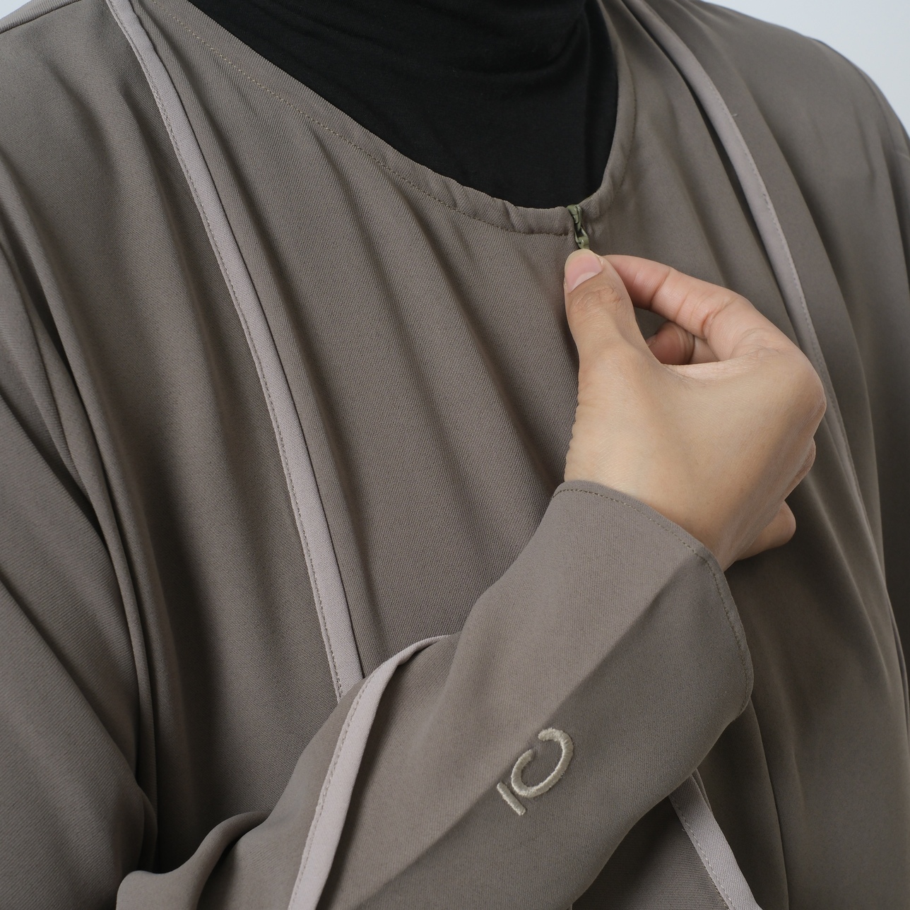 Chadaree - Saniya Abaya