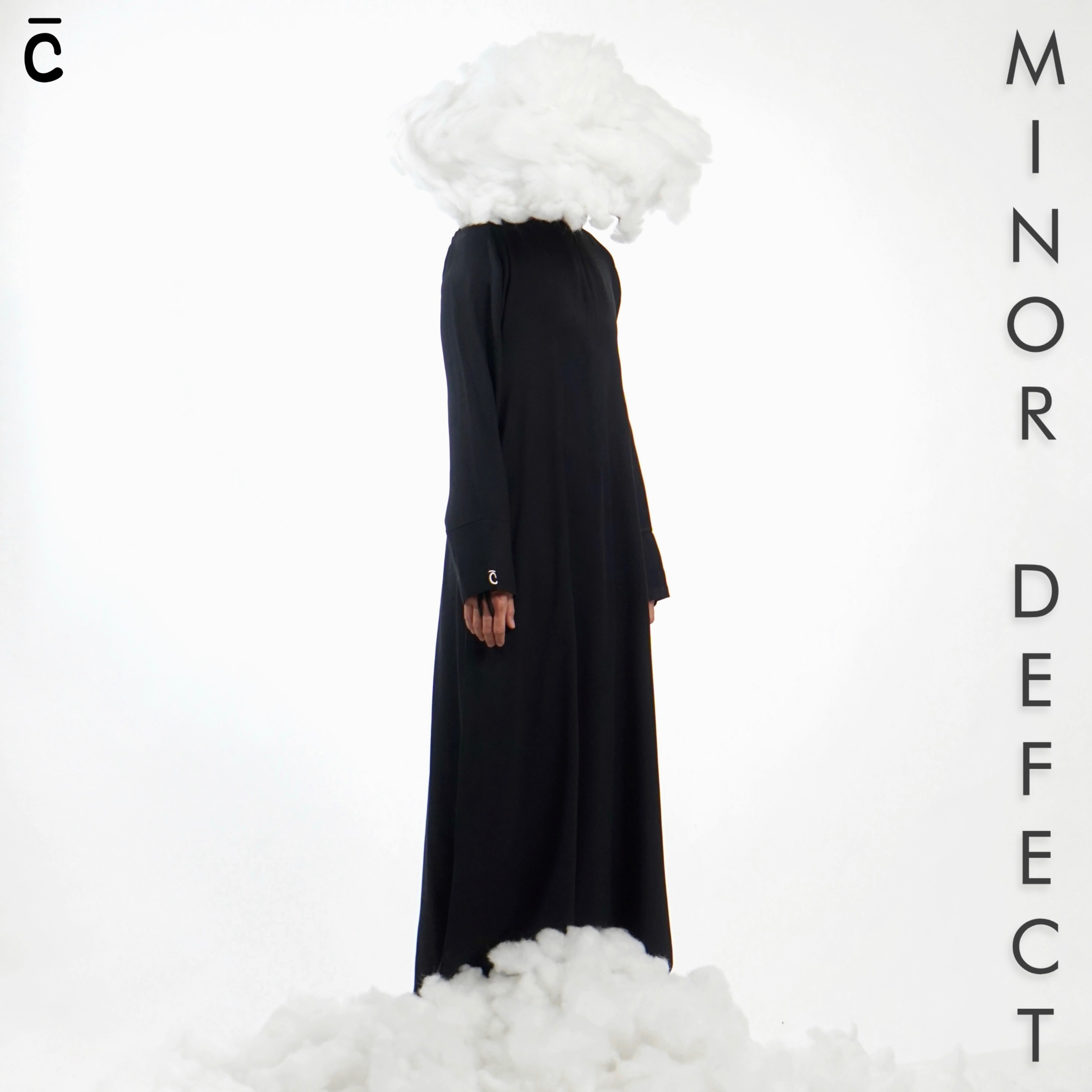Shadee Abaya Defect minor
