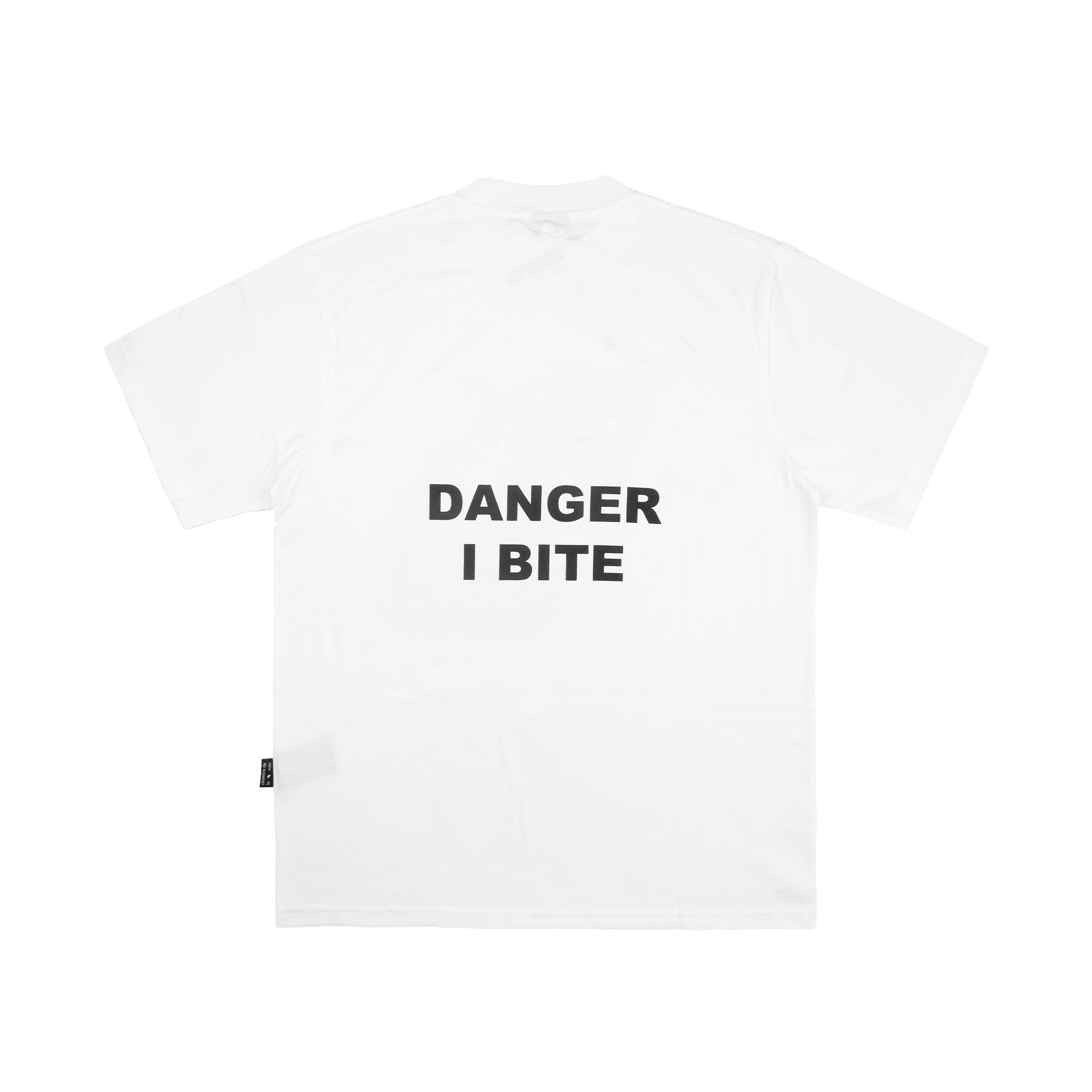 Tshirt Chambredelavain - Doberman White